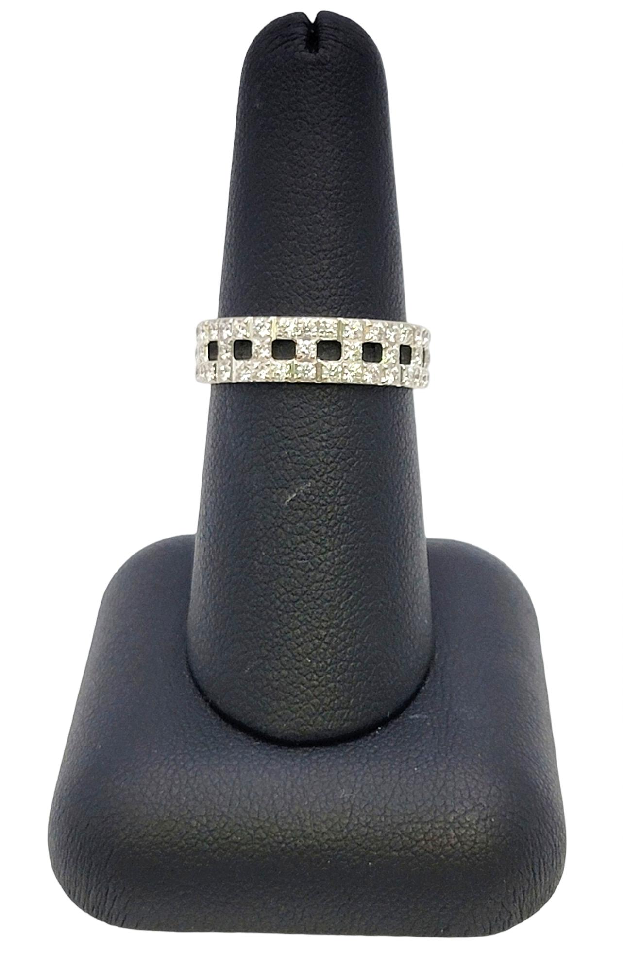 Tiffany & Co. Tiffany T Bague jonc large véritable en or blanc 18 carats avec diamants en vente 5