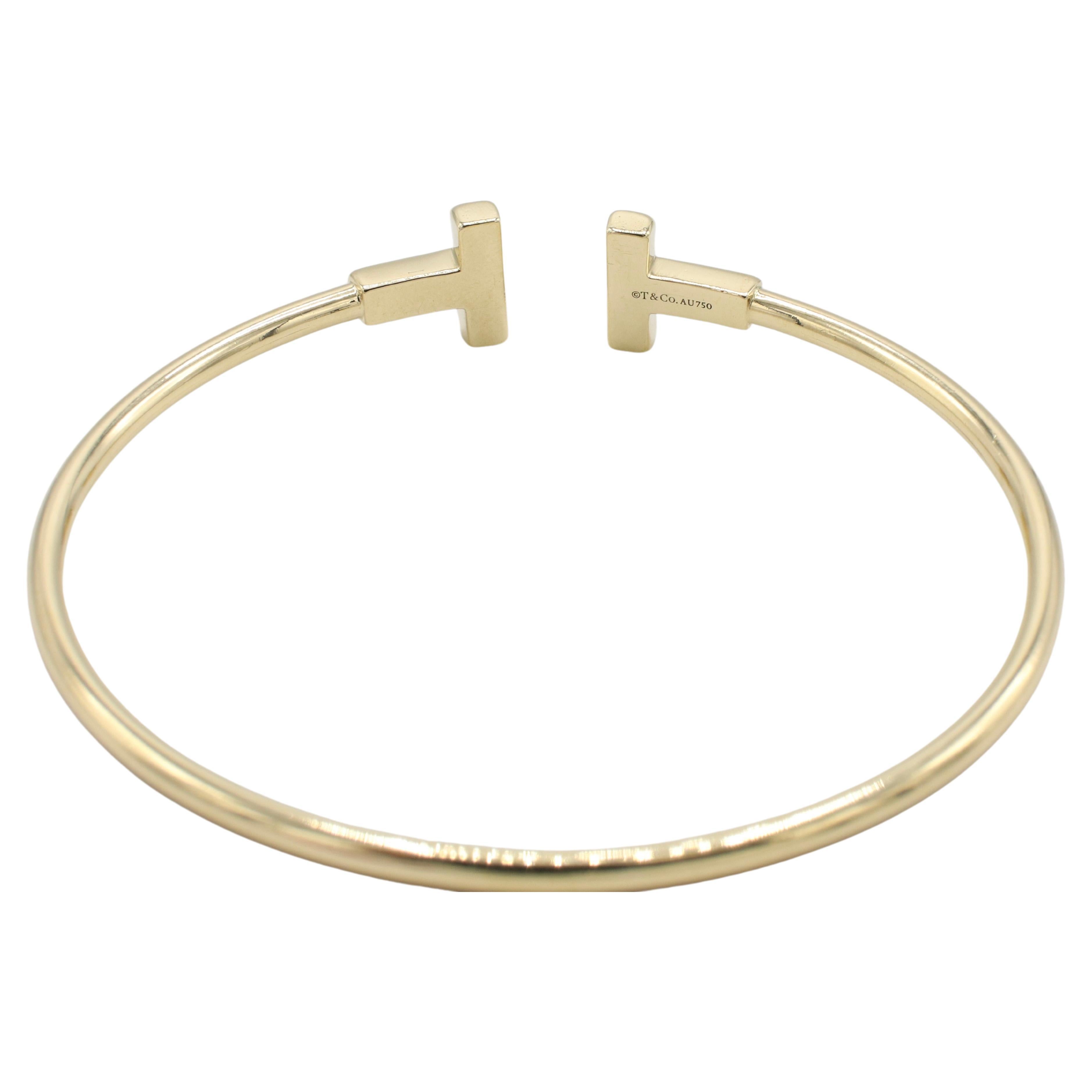 Round Cut Tiffany & Co. Tiffany T Wire 18 Karat Yellow Gold Natural Diamond Bracelet 