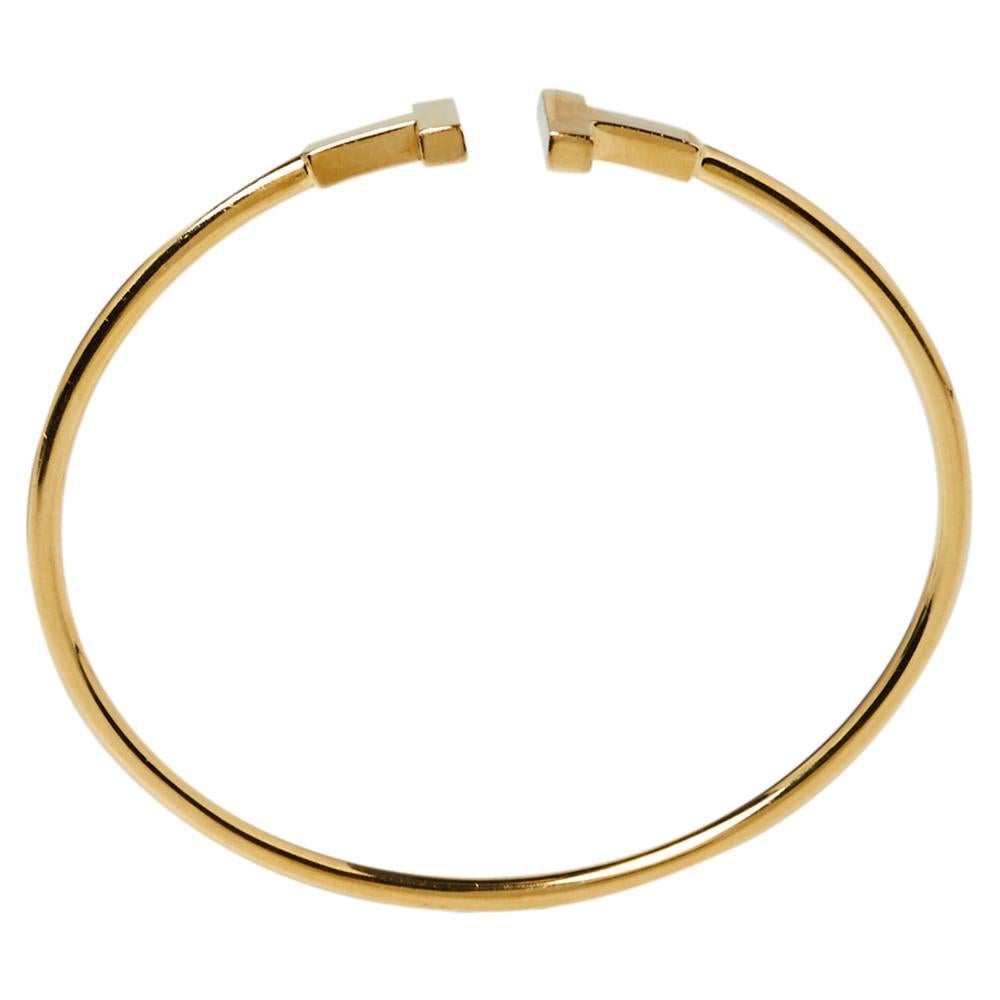 Tiffany & Co. Tiffany T Wire 18K Yellow Gold Bracelet In Fair Condition In Dubai, Al Qouz 2