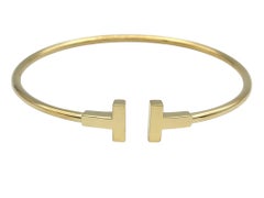 Tiffany & Co. Tiffany T Wire Bracelet Size Medium in 18 Karat Yellow Gold