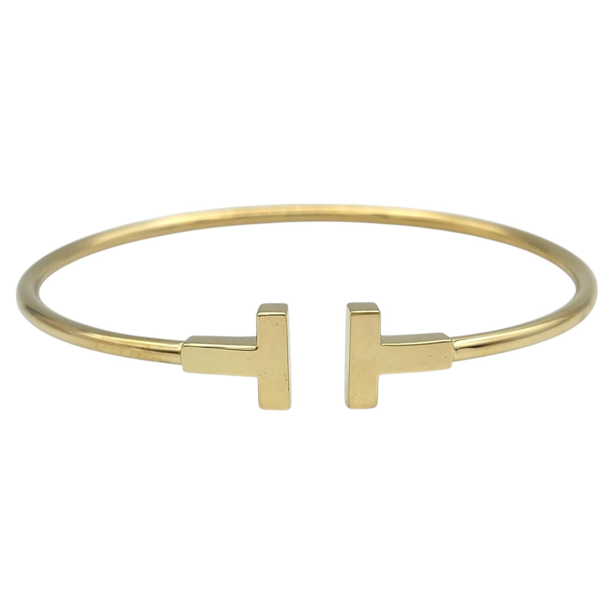 Tiffany & Co. Tiffany T Wire Bracelet Size Medium in 18 Karat Yellow Gold