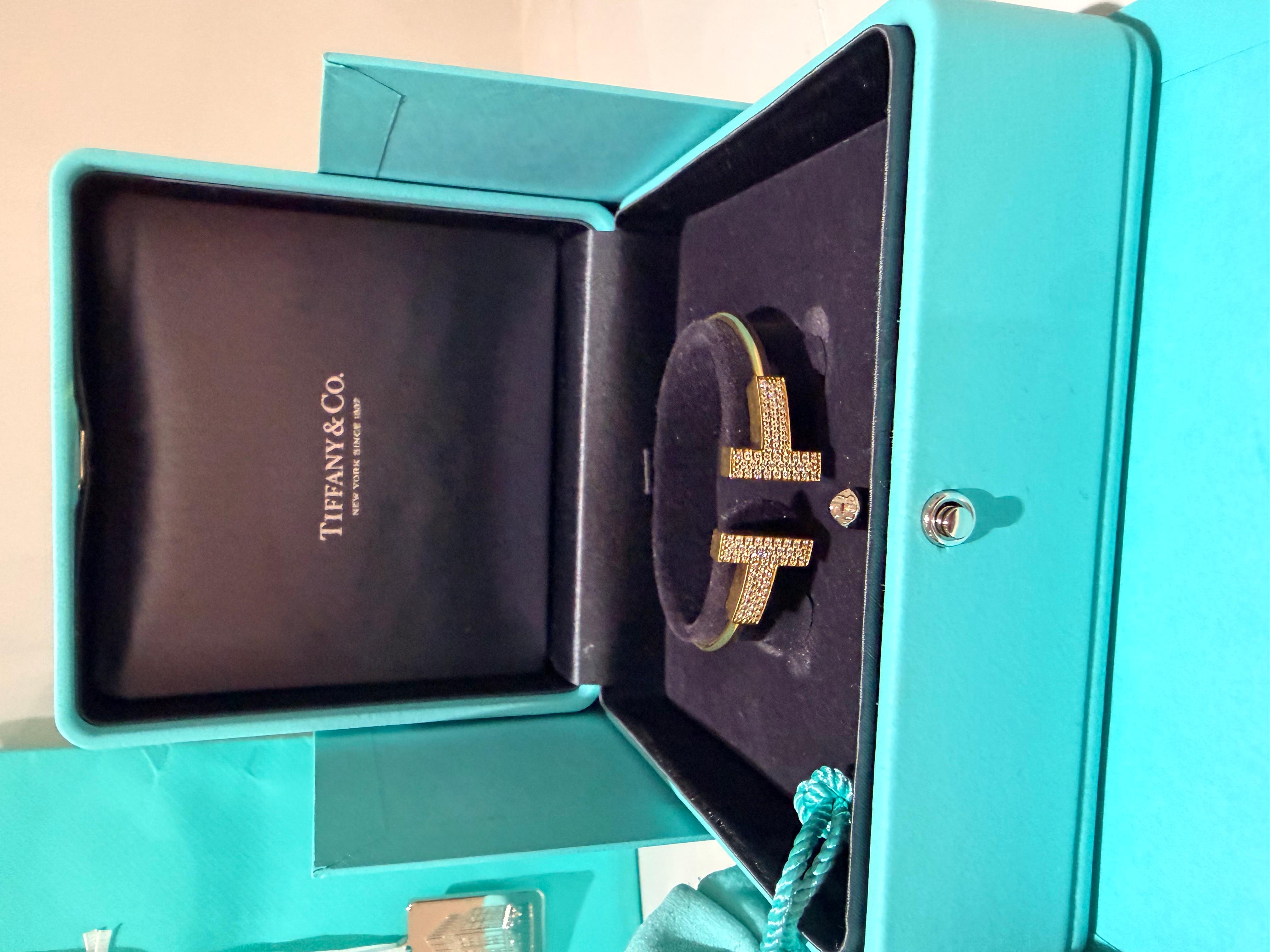 Tiffany & Co Tiffany T Wire Pulsera Grande de Diamantes Oro Amarillo Corte brillante en venta
