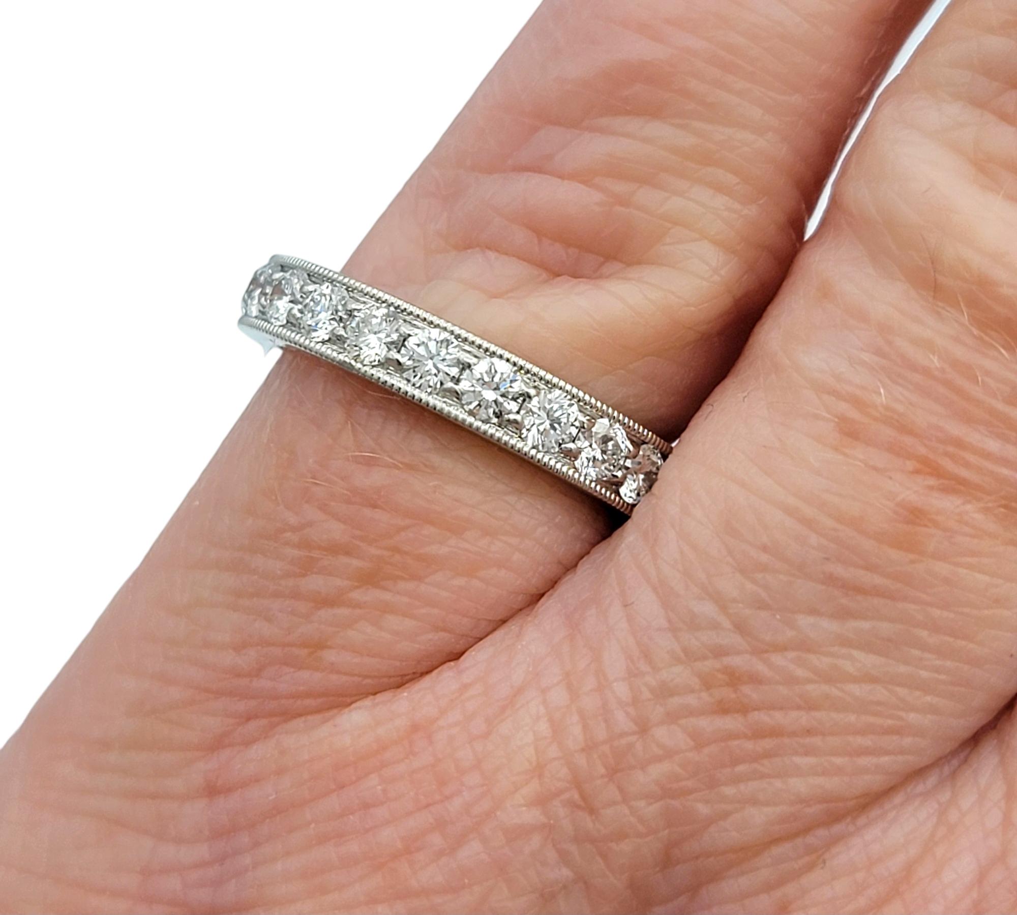 Tiffany & Co. Anillo de eternidad de diamantes 