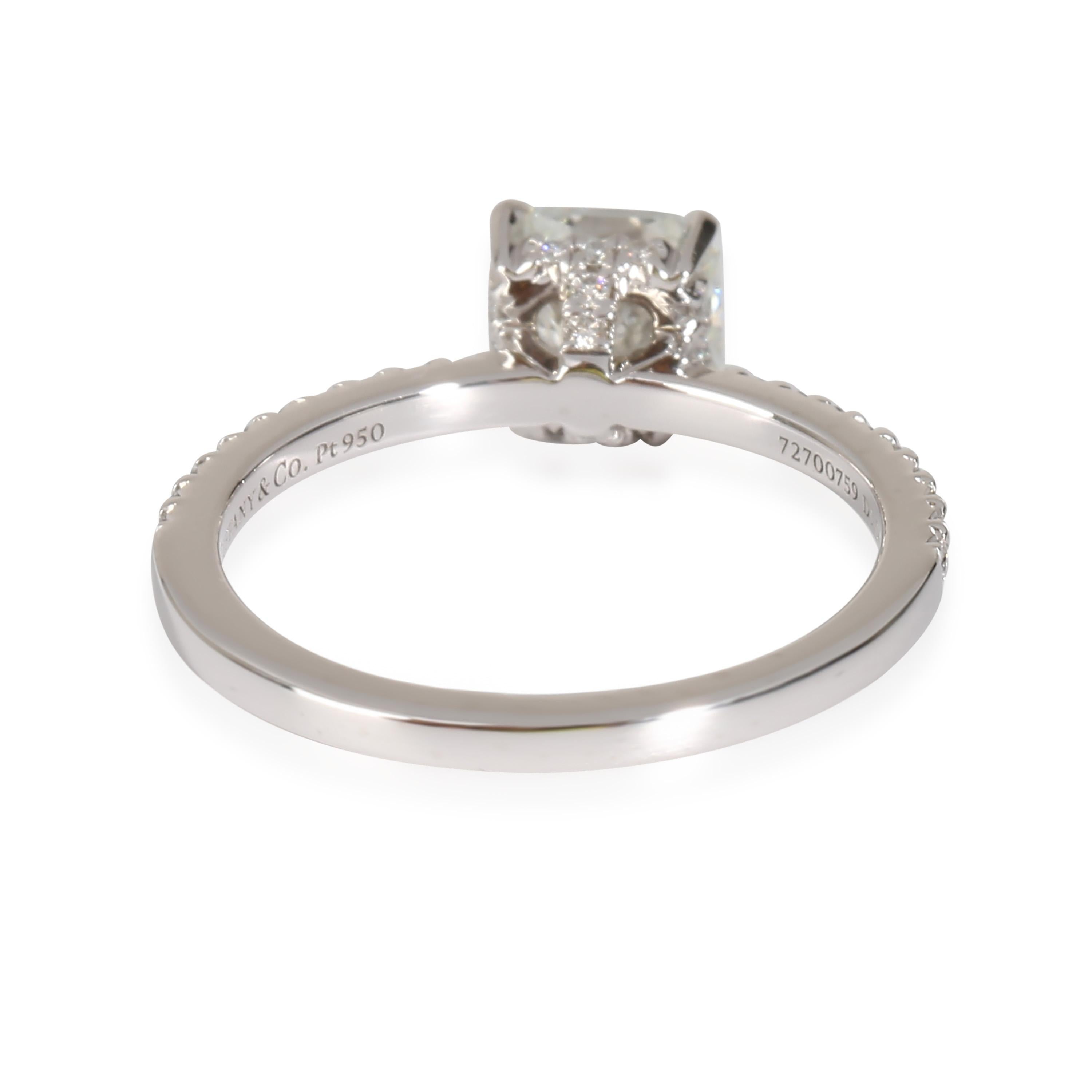 Tiffany & Co. Tiffany True Engagement Ring in  Platinum I VS1 1.19 CTW

PRIMARY DETAILS
SKU: 142394
Listing Title: Tiffany & Co. Tiffany True Engagement Ring in  Platinum I VS1 1.19 CTW
Condition Description: Tiffany reinvents a classic with the