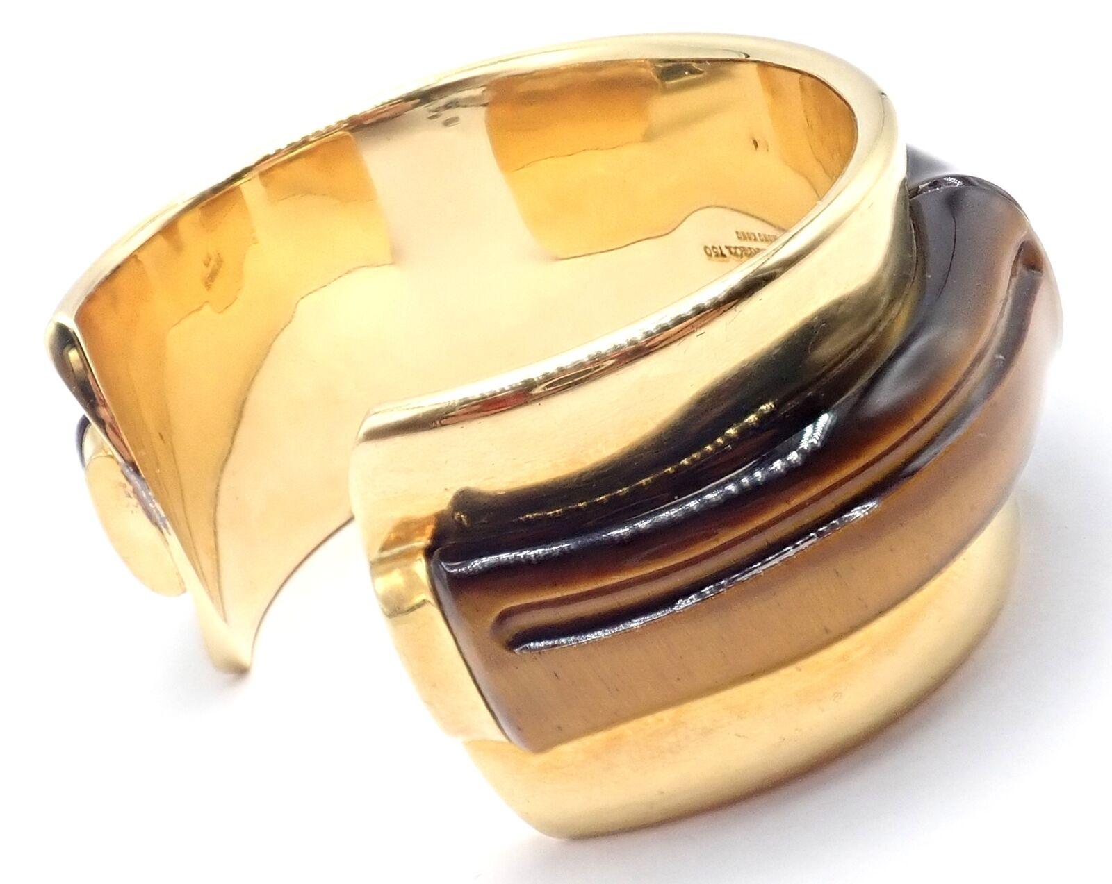 Women's or Men's Tiffany & Co Tiger's Eye Bangle Cuff Wide Yellow Gold Bracelet For Sale