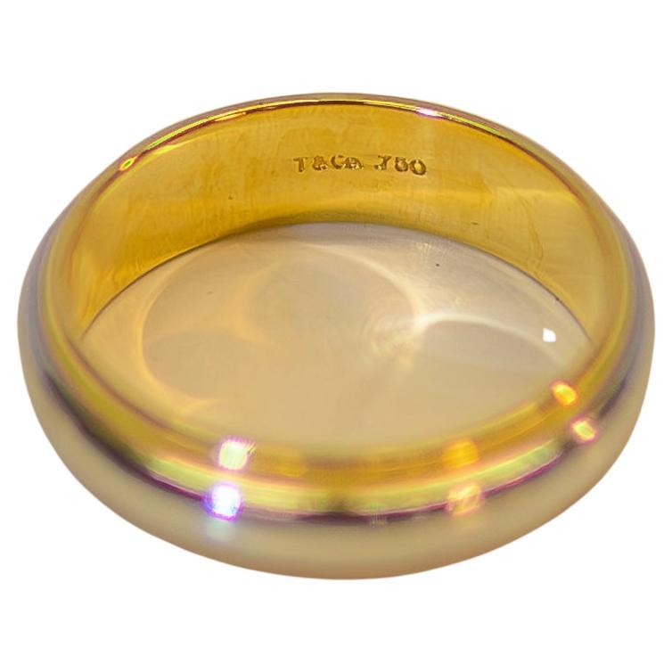 Moderno Tiffany & Co. Anello senza tempo in platino con grana in vendita
