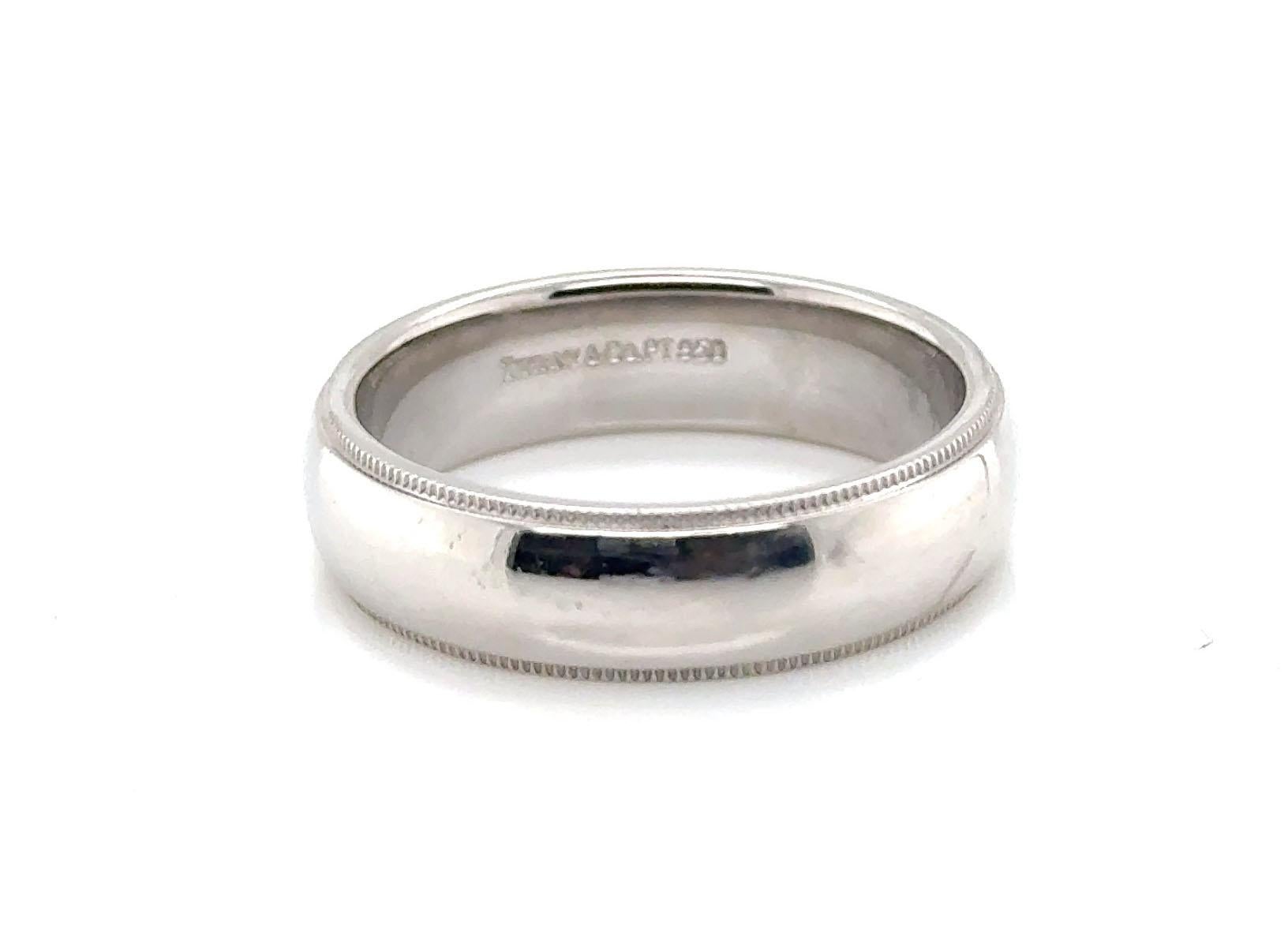 Tiffany & Co Together Milgrain Wedding Band Ring Mens 6 MM Platinum MSRP $2, 400 In Excellent Condition For Sale In Dearborn, MI