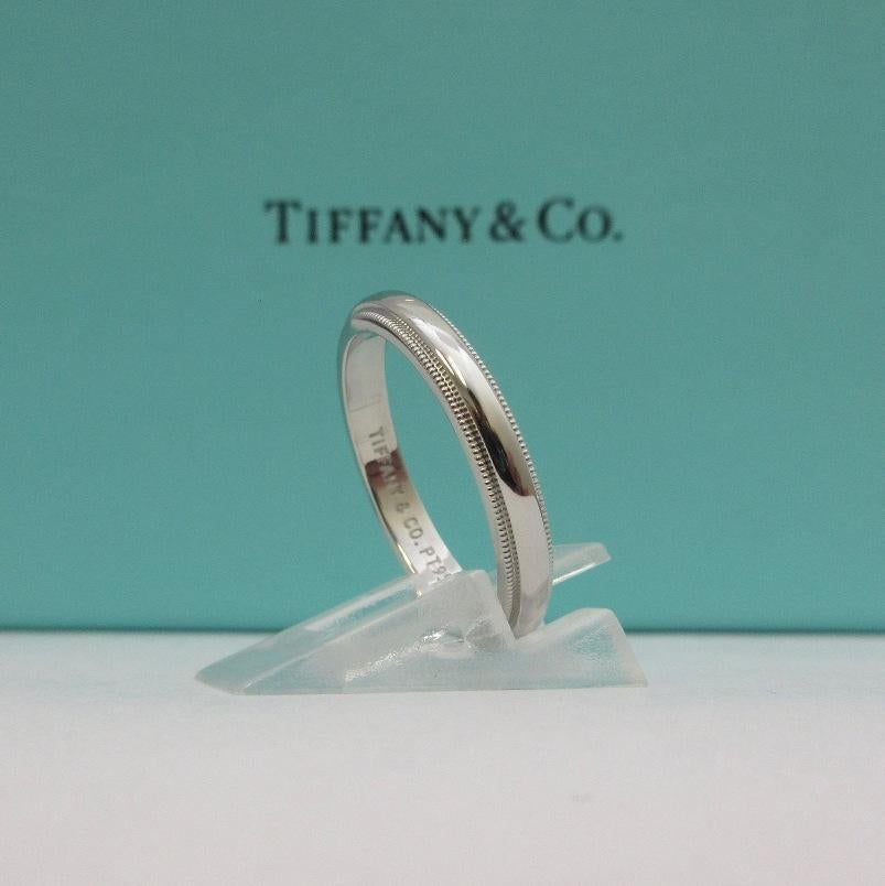 TIFFANY & Co. Alliance en platine à 3 mm de couleur milgrain, taille 7,5 Excellent état - En vente à Los Angeles, CA