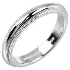TIFFANY & Co. Alliance en platine 3 mm de couleur milgrain, taille 8,5