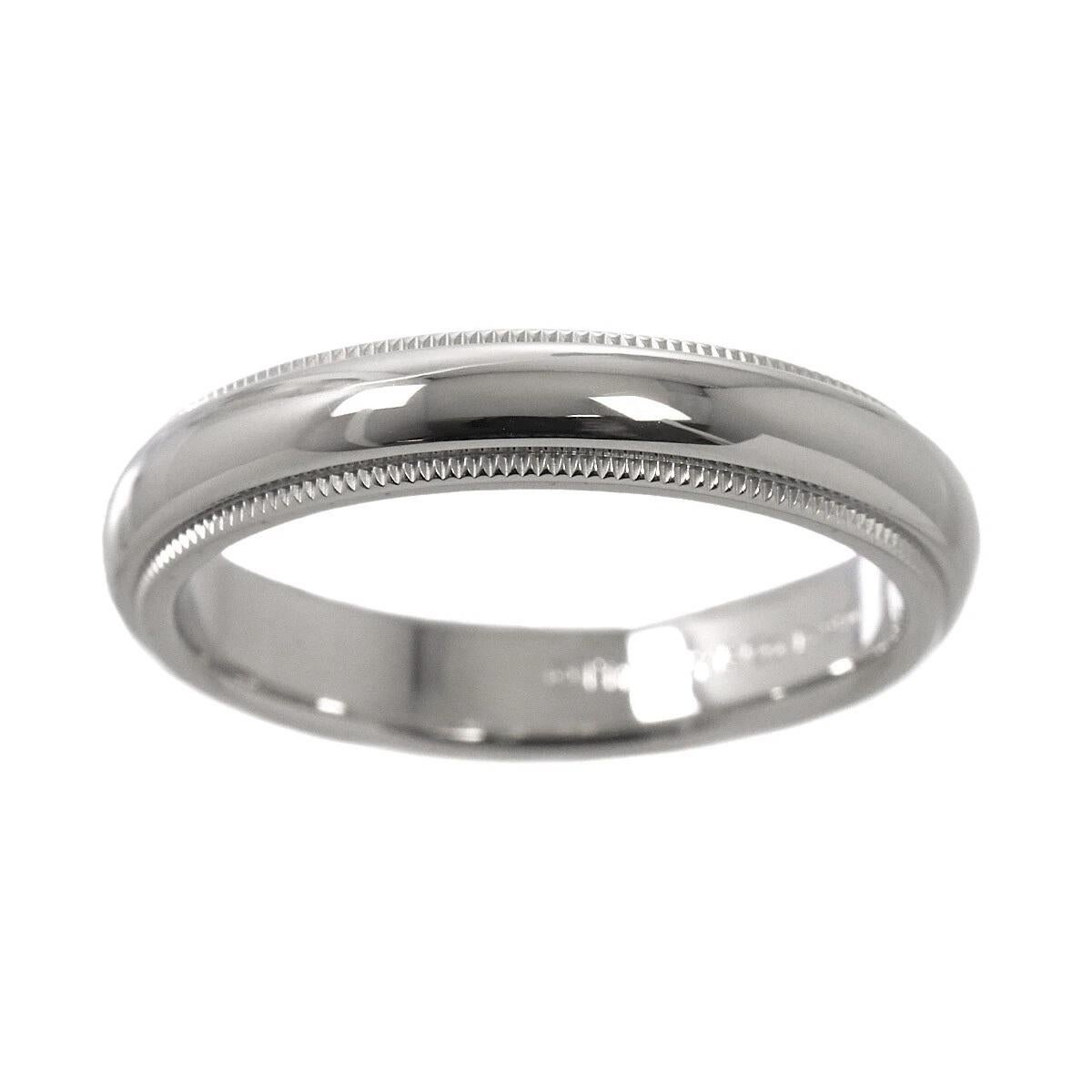 TIFFANY & Co. Ensemble Platine 4mm Milgrain Alliance de mariage 8.5 Excellent état - En vente à Los Angeles, CA