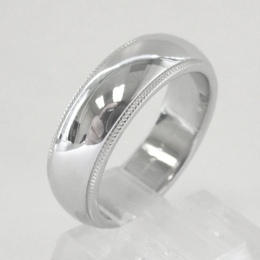 TIFFANY & Co. Together Platinum 6mm Milgrain Wedding Band Ring 6 In Excellent Condition For Sale In Los Angeles, CA