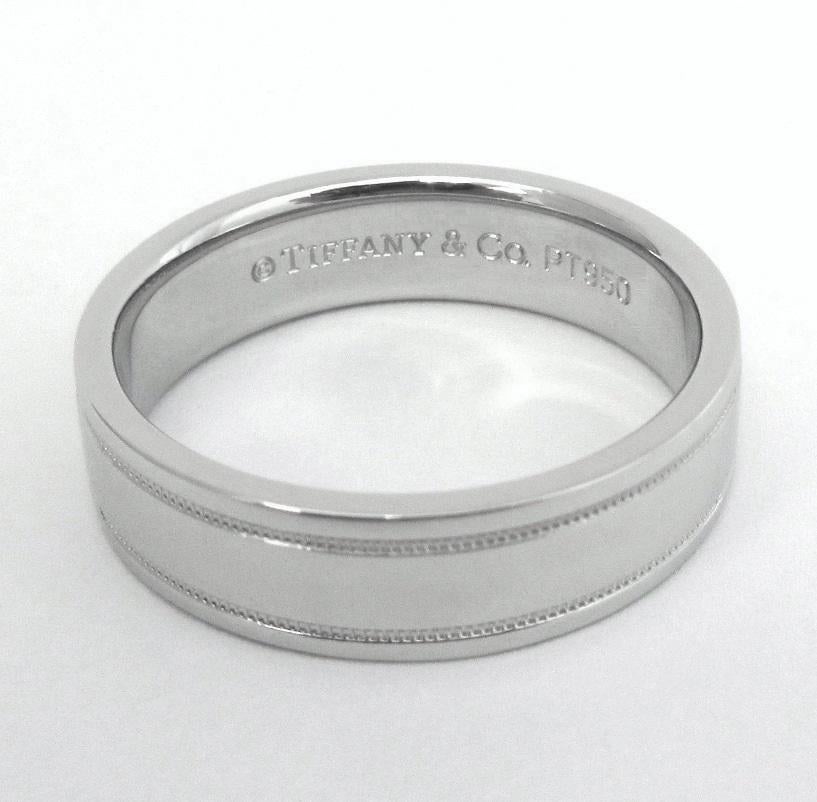 TIFFANY & Co. Alliance en platine à double grain de millegrain 10.5 en vente 2