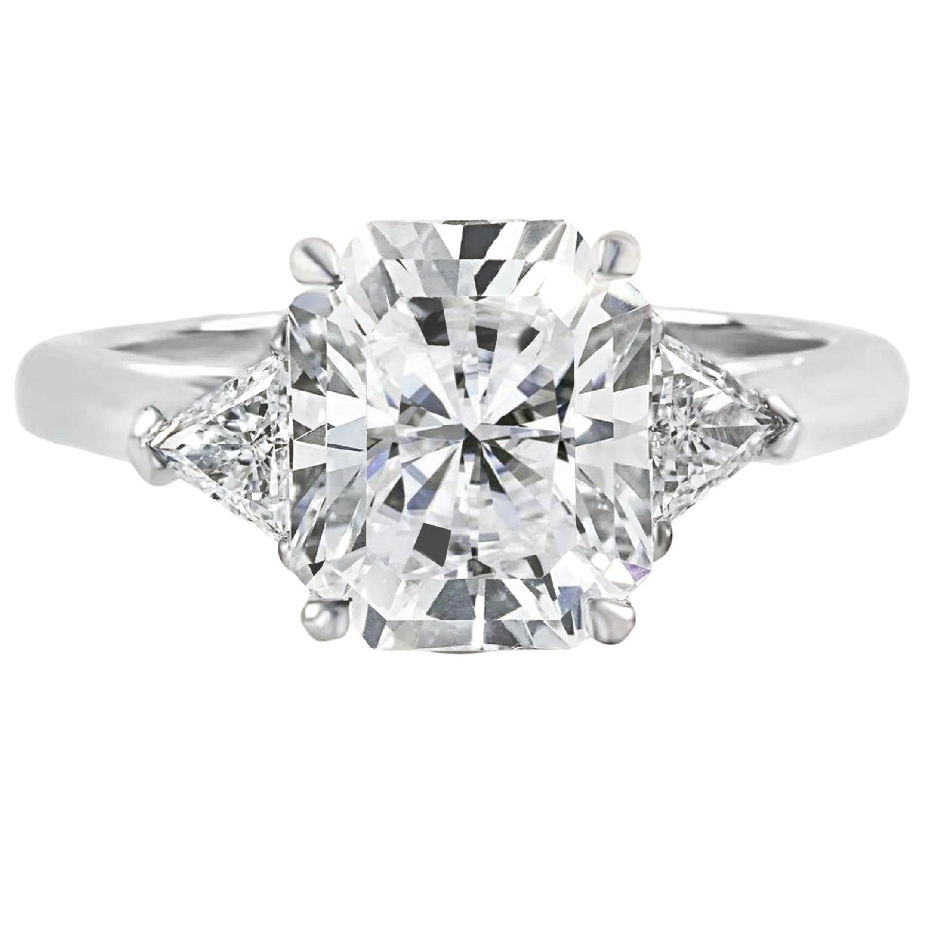 Tiffany & Co. Gesamtgewicht Platin Strahlender Diamantring mit Brillantschliff D VS1 (Rundschliff)