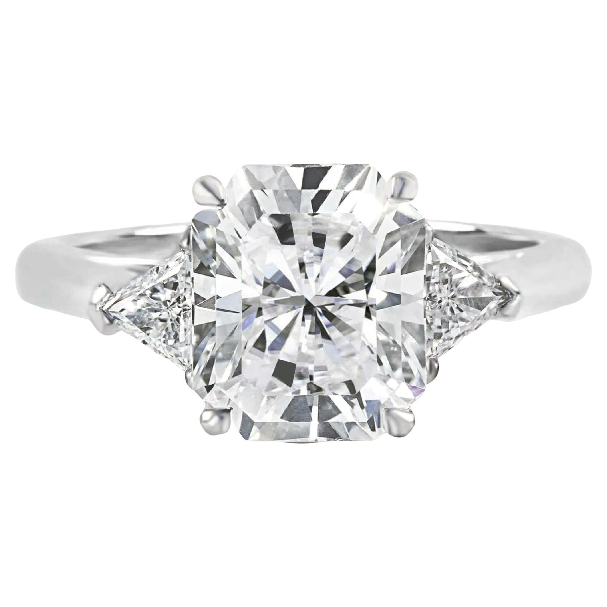Tiffany & Co. Total Weight Platinum Radiant Brilliant Cut Diamond Ring D VS1