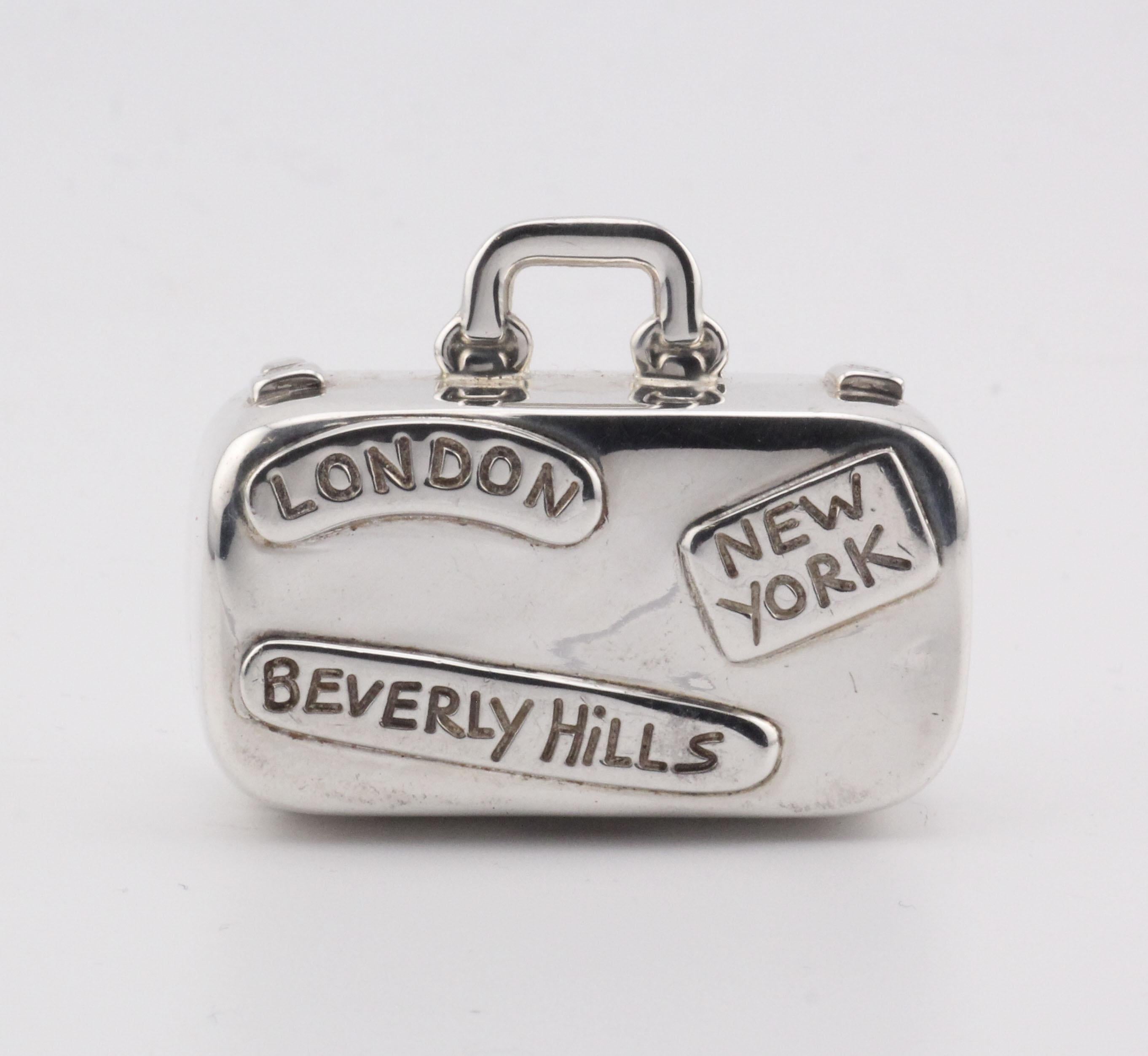 Tiffany & Co. Maletín Viajero Estuche Pastillero de Plata de Ley 925 en Bueno estado para la venta en Simpsonville, SC