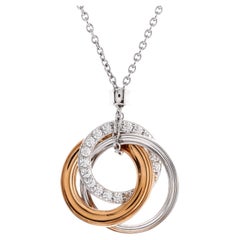 Tiffany & Co. Collana con ciondolo a tre cerchi intrecciati in oro bianco 18 carati