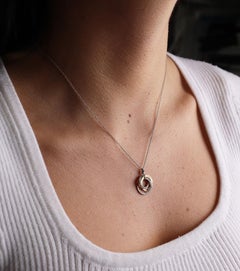 Tiffany & Co. Triple interlocking Diamonds Necklace in 18kt Gold