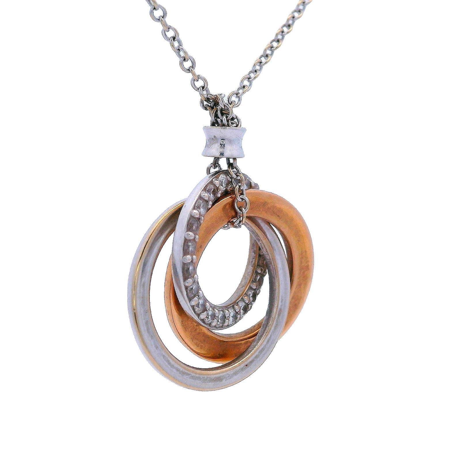 Tiffany & Co. Triple interlocking Diamonds Necklace in 18kt Gold Corte redondo en venta