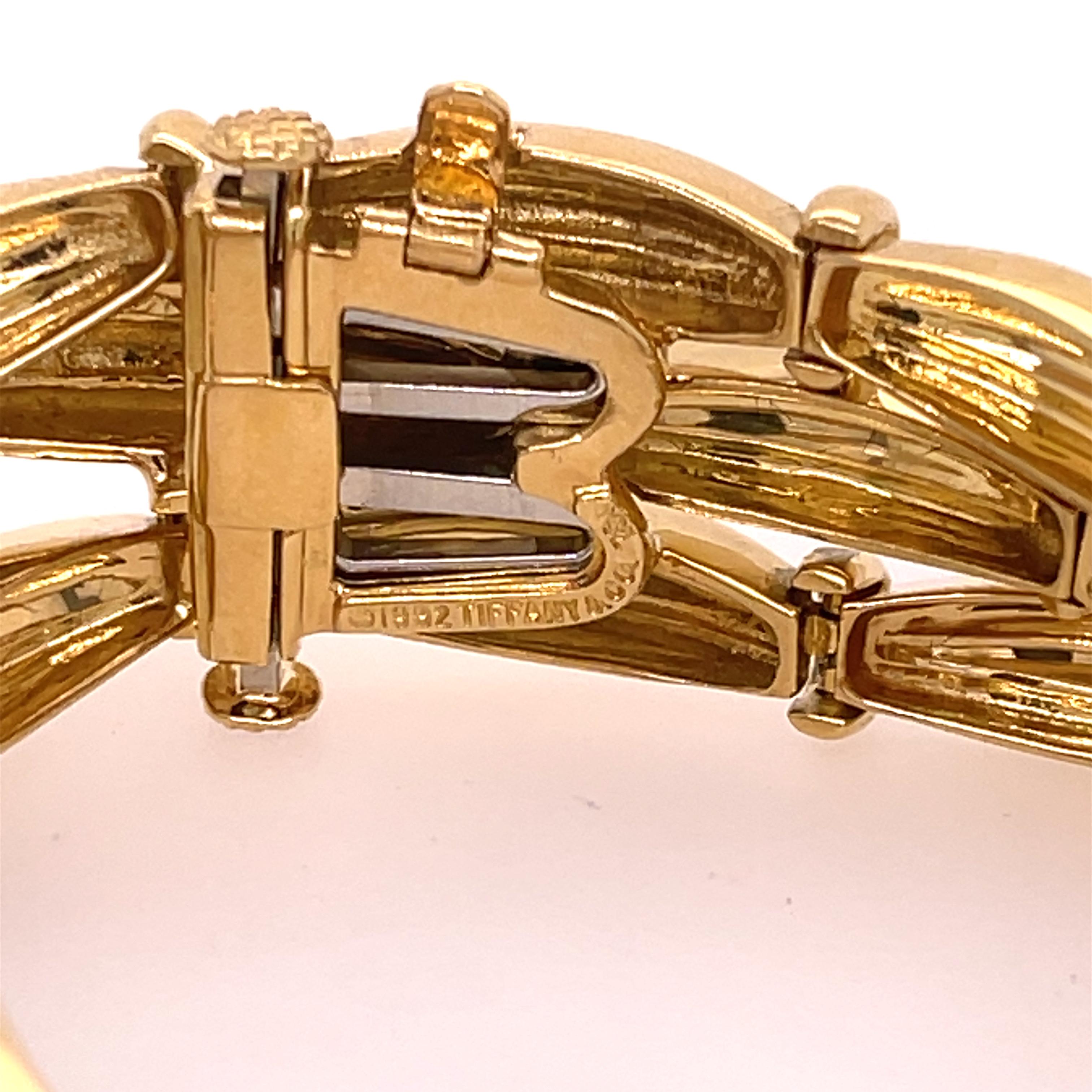 Moderne Tiffany & Co. Bracelet à trois rangées de diamants en vente