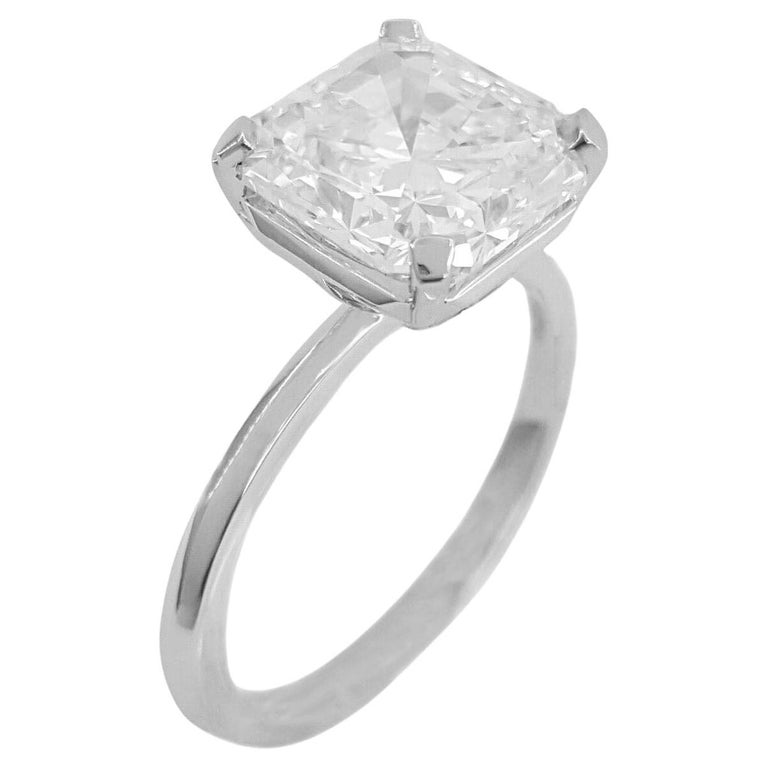 Tiffany and Co. True 3.09 Carat Radiant Brilliant Cut Diamond Ring For