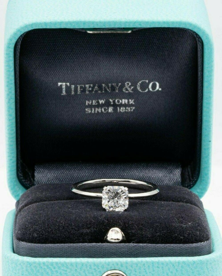 boycot Zaklampen Vorige Tiffany and Co. Platinum True Cut Diamond Engagement Ring 0.80 Ct D VVS1  GIA Cert at 1stDibs | tiffany true cut review