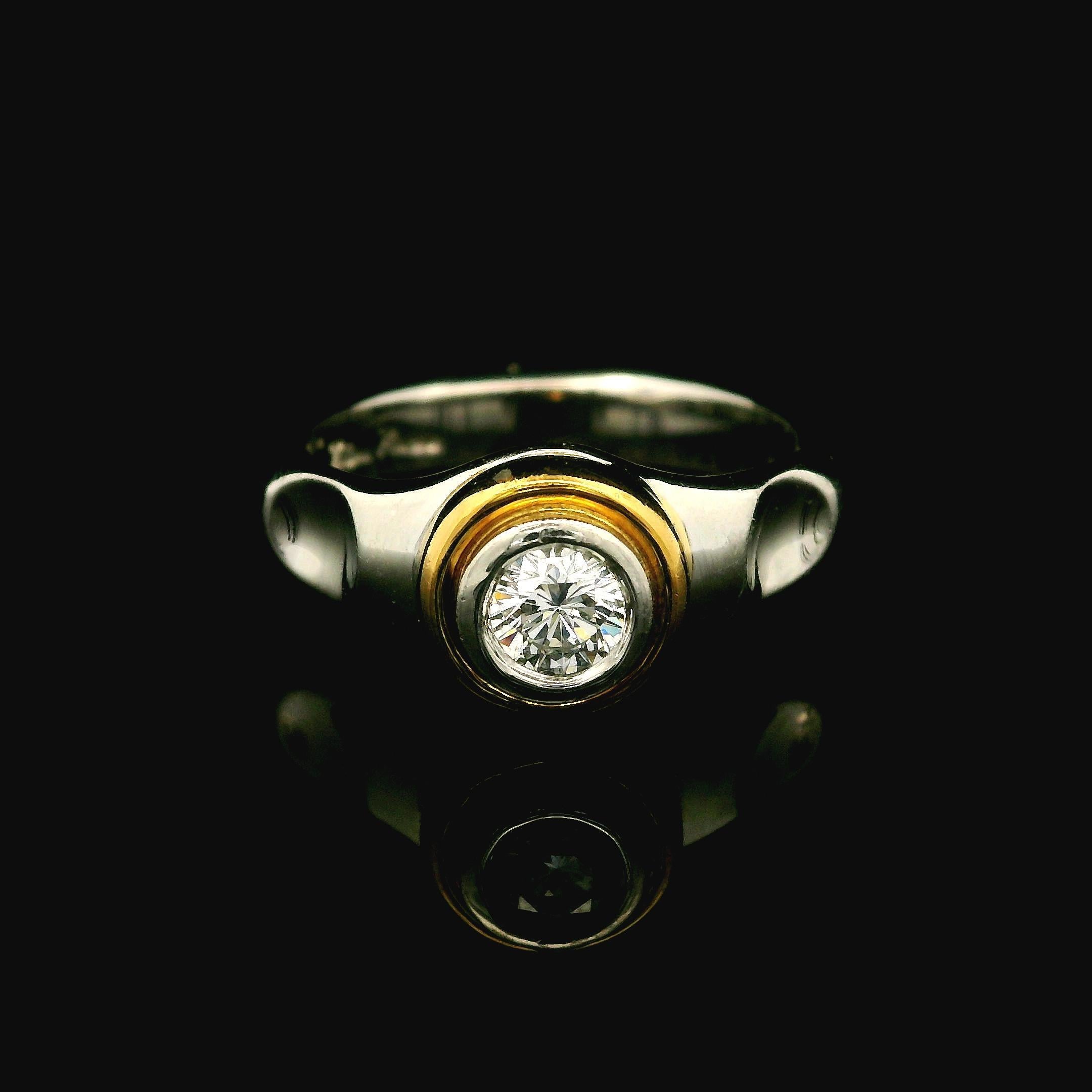 Tiffany & Co. True Love Anillo solitario de diamantes redondos de 0,22 ct en platino y oro de 18 quilates en venta 1