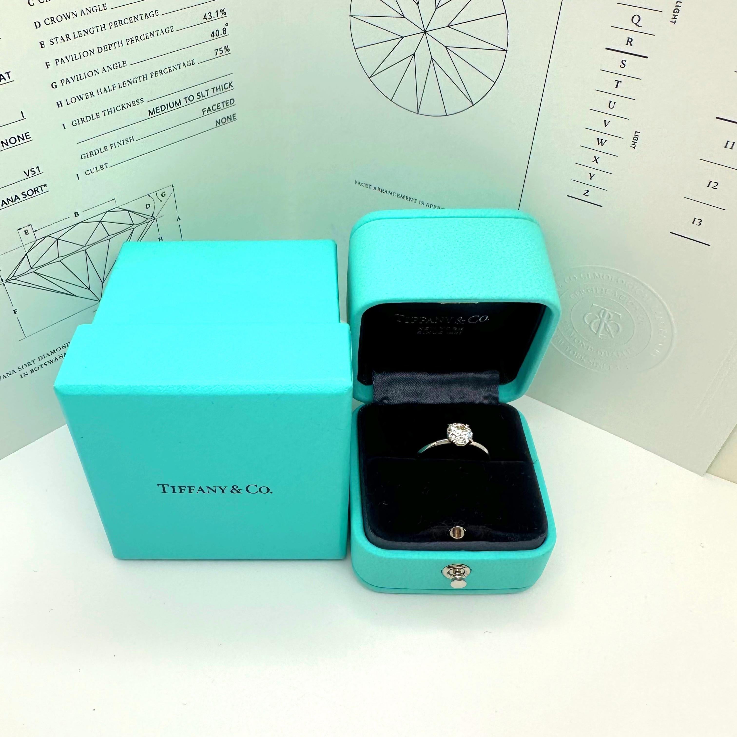 Tiffany & Co. TRUE Runder Diamant 0,81 Karat I VS1 Solitär Verlobungsring PLAT im Zustand „Hervorragend“ in San Diego, CA