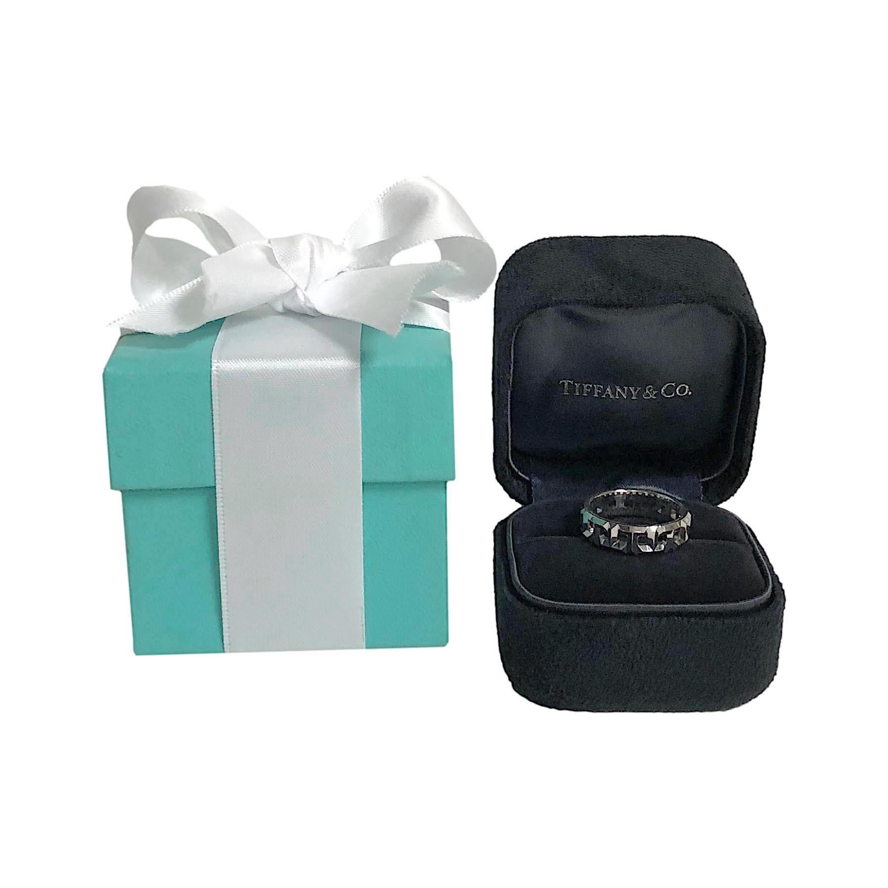 Tiffany & Co. Trueing breiter Ring aus 18K Weißgold - 5,5 mm, Größe 6 2