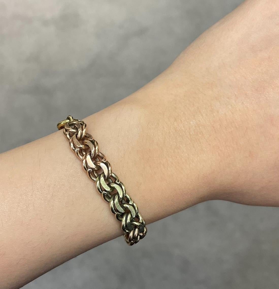 Bracelet en or bicolore de Tiffany and Co 

Bracelet à maillons en or rose et jaune de Tiffany & Co

Signé : Tiffany
Mesures approximatives : 8