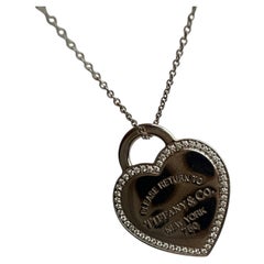 Tiffany & Co. Unisex Heart Necklace, Excellent Condition, 21st Century