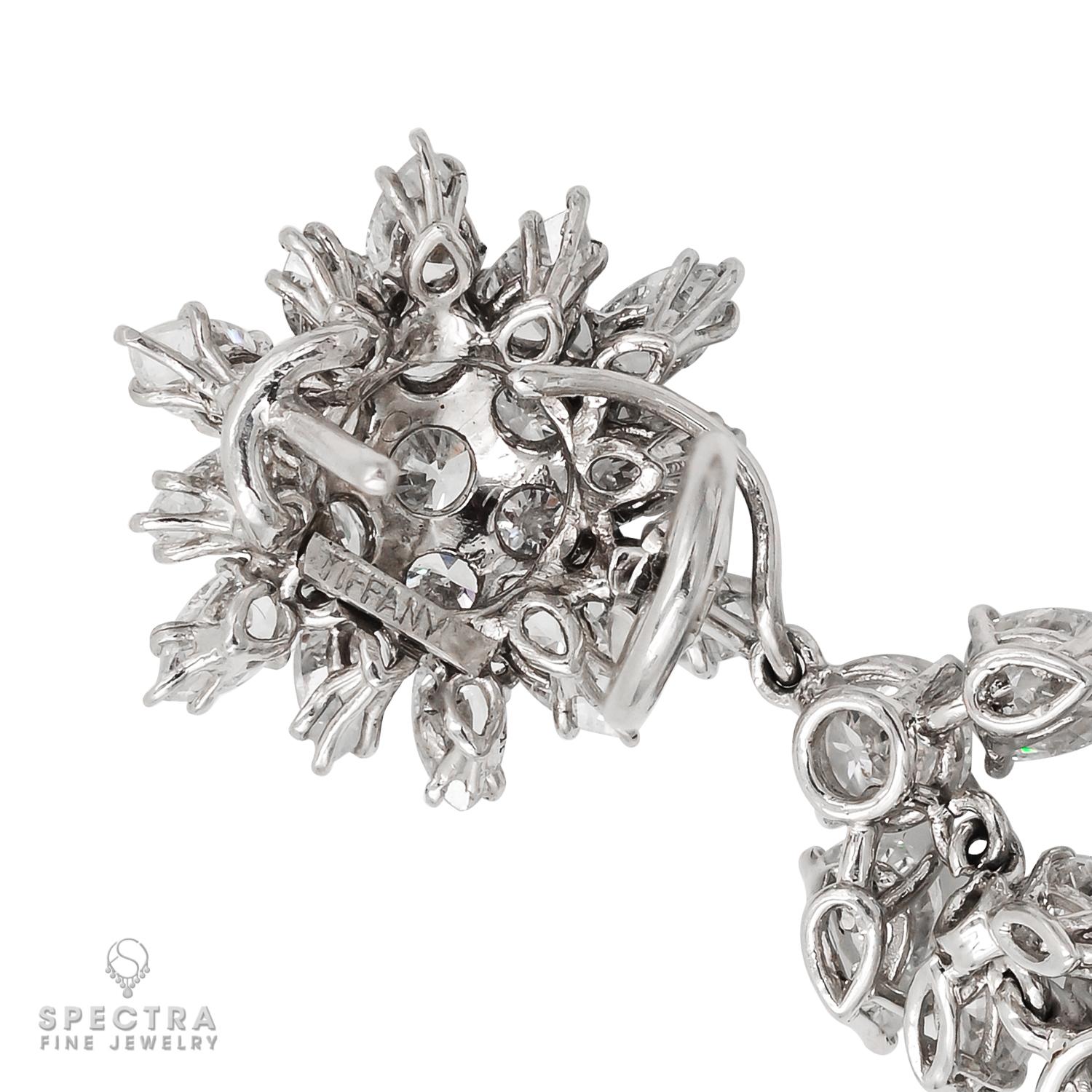 Tiffany & Co. Boucles d'oreilles en diamant émeraude colombienne non traitée Excellent état - En vente à New York, NY