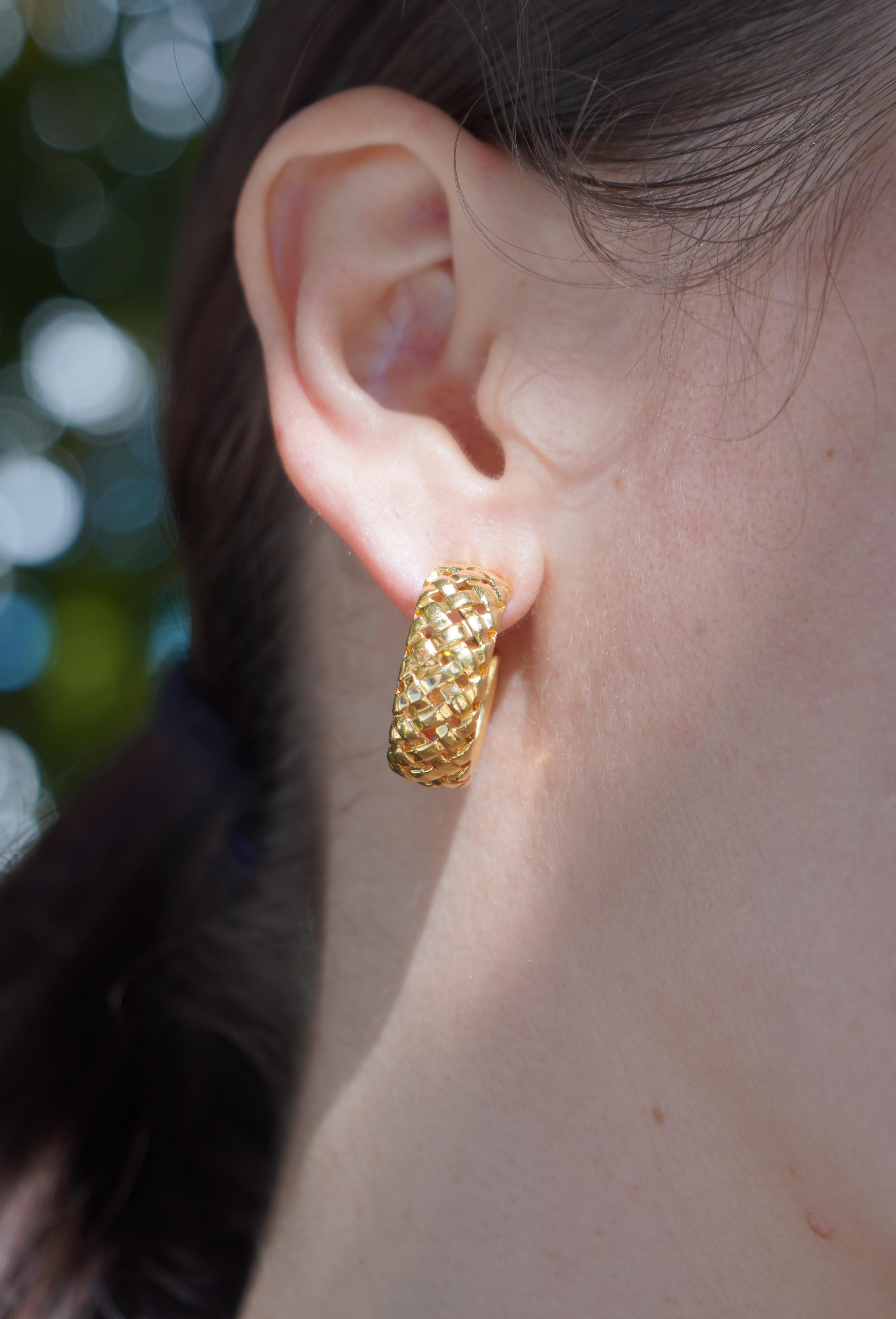 Tiffany & Co. Vannerie 18k Gold Woven Hoop Earrings For Sale 2