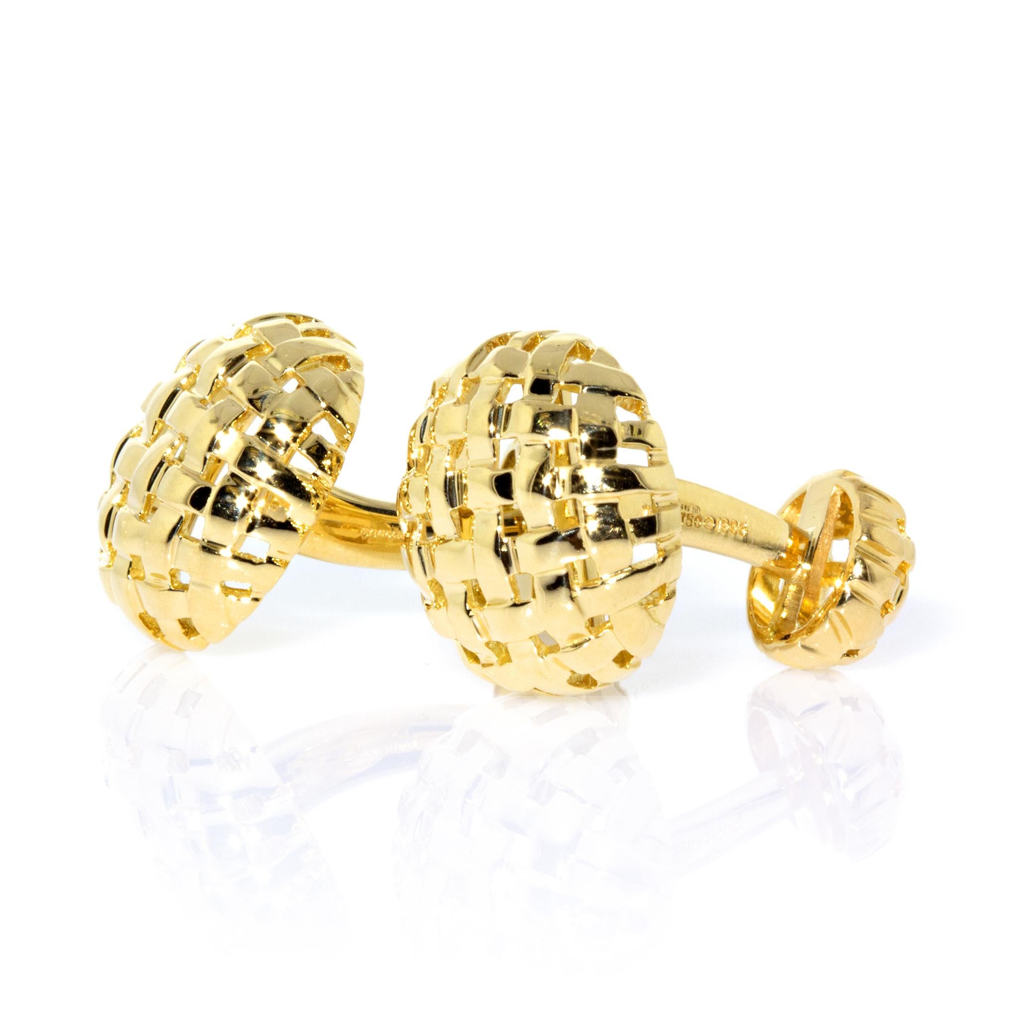 Tiffany & Co. Vannerie Basket Weave Yellow Gold Cufflinks In Excellent Condition In New York, NY