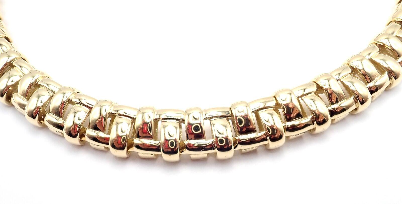 Tiffany & Co Vannerie Basket Weave Yellow Gold Necklace 2002 In Excellent Condition For Sale In Holland, PA