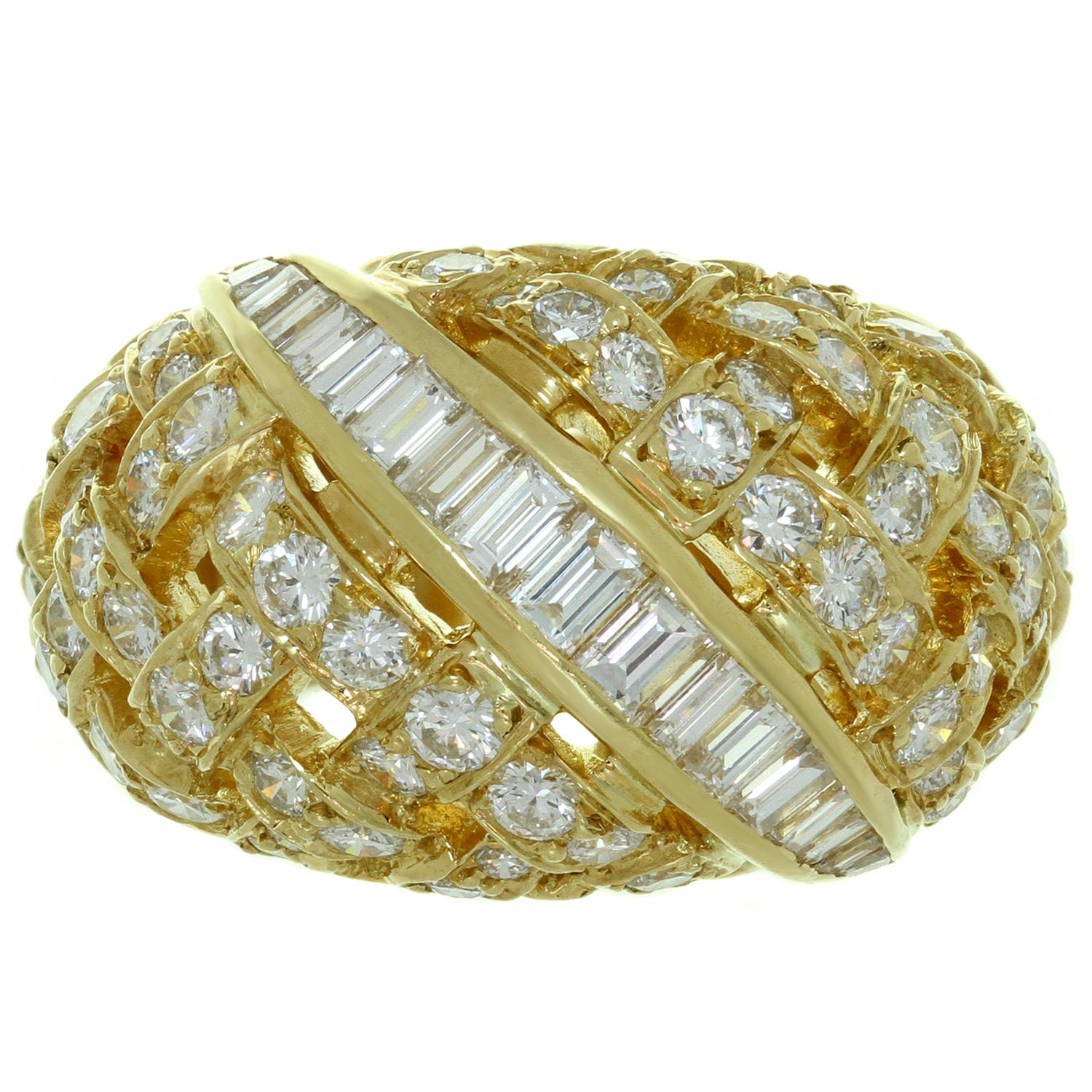 Tiffany & Co. Vannerie Diamond Yellow Gold Ring In Excellent Condition For Sale In New York, NY