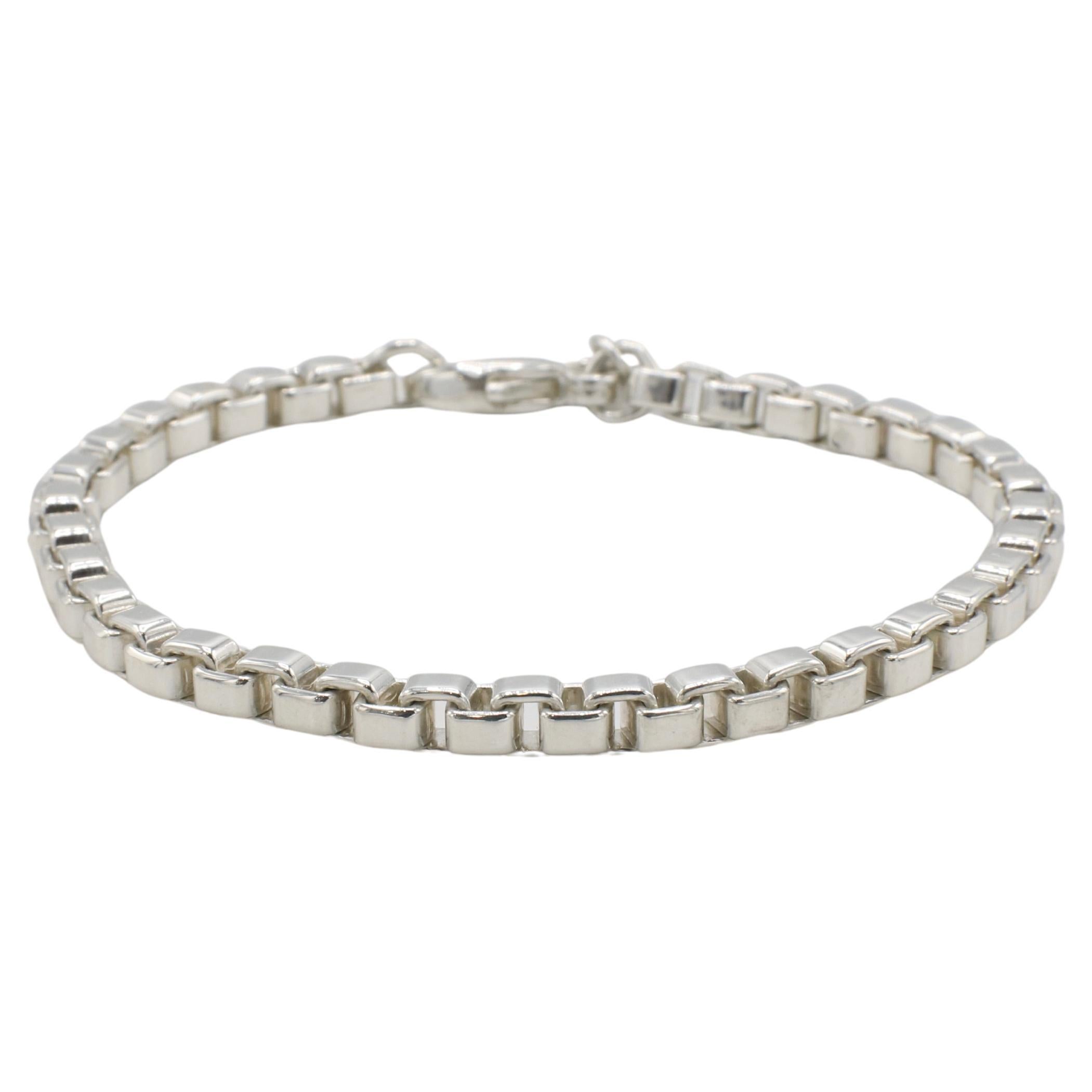 Tiffany & Co. Venetian Sterling Silver Box Link Chain Bracelet 6.25 Inches en vente