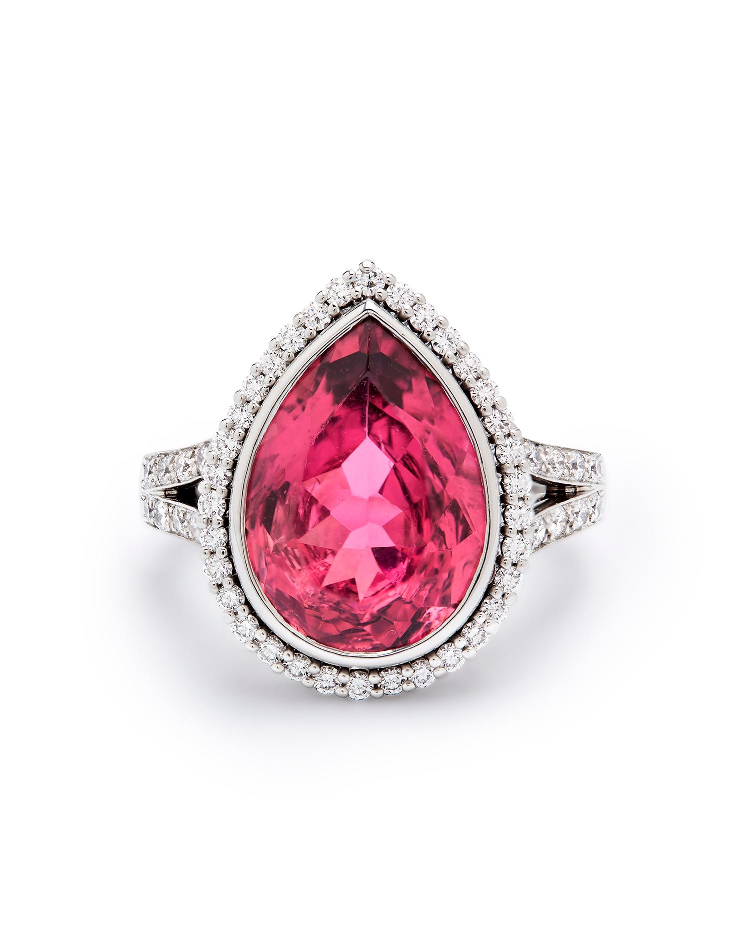 Contemporary Tiffany & Co Very rare large Rubellite and diamond ring For Sale