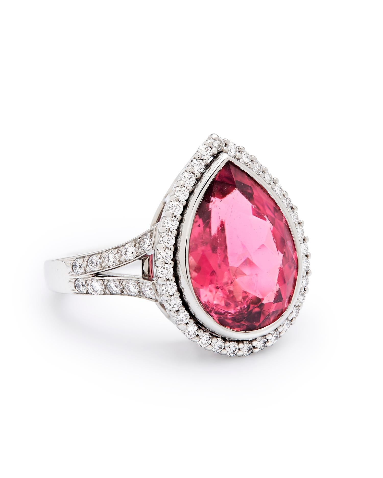 Brilliant Cut Tiffany & Co Very rare large Rubellite and diamond ring For Sale