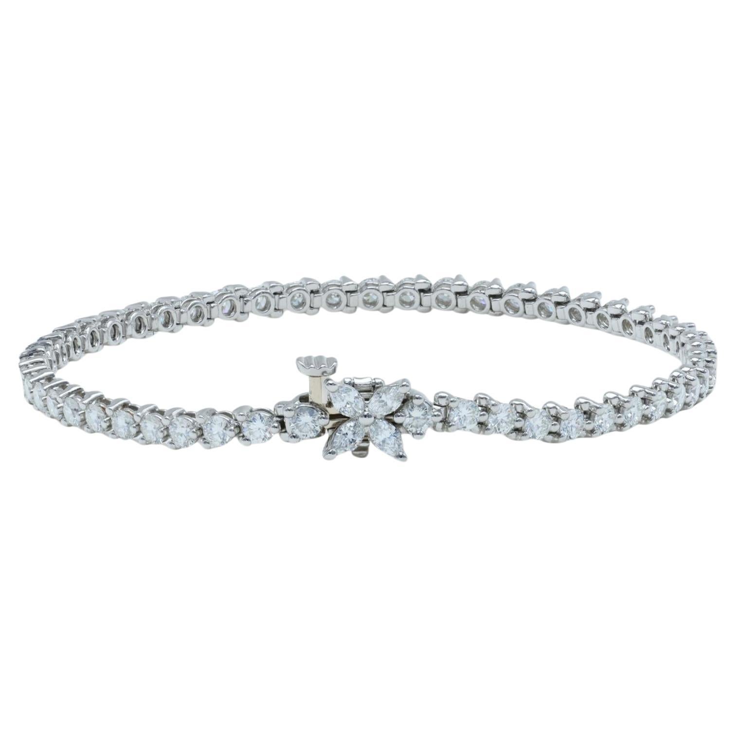Tiffany & Co. Bracciale tennis Victoria con diamanti e linea di platino da 3,08 carati in vendita