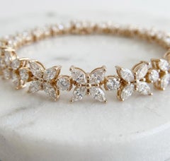 Tiffany & Co. Victoria Bracelet en or rose avec 6,25 carats de diamants en grappes mixtes