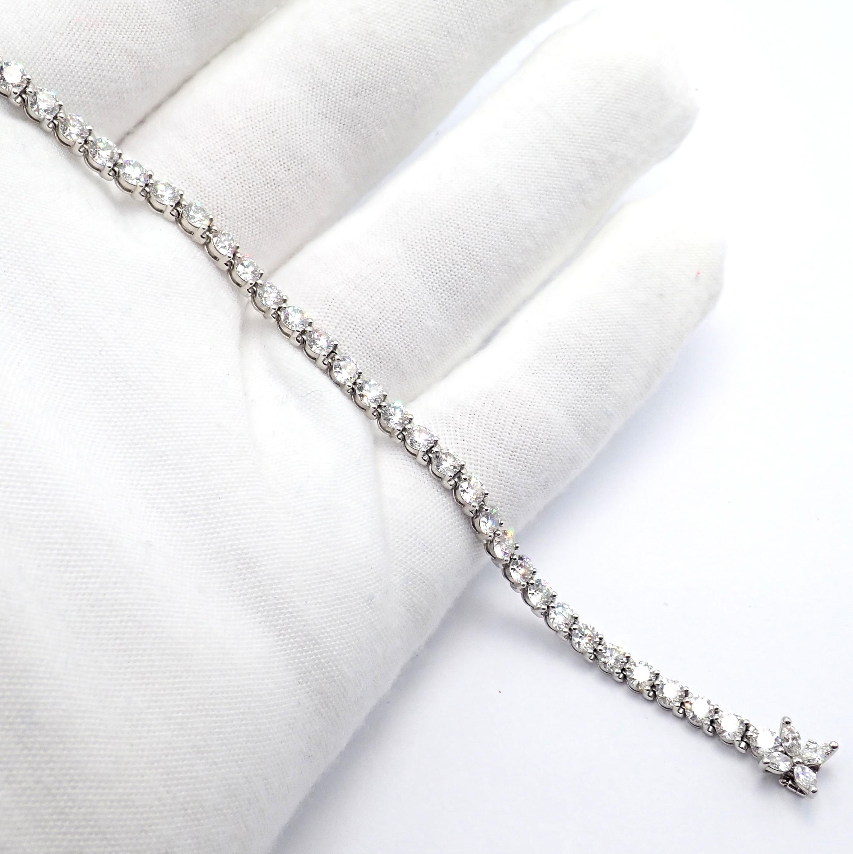 Tiffany & Co. Victoria Pulsera de Tenis Línea Platino Diamante 6,53 Quilates en venta 2