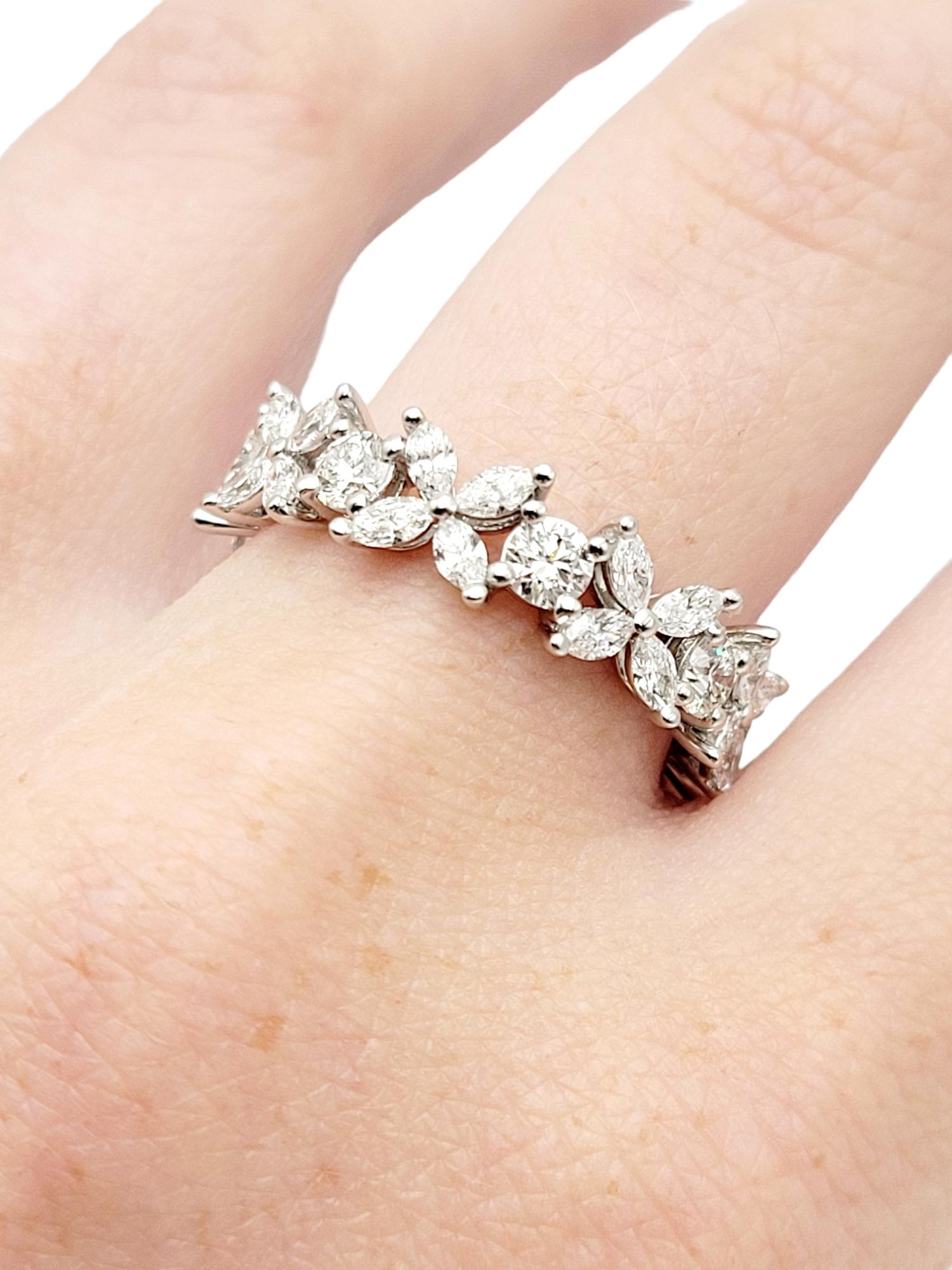 Tiffany & Co. Bague Victoria alternant 2,27 carats de diamants en platine en vente 10