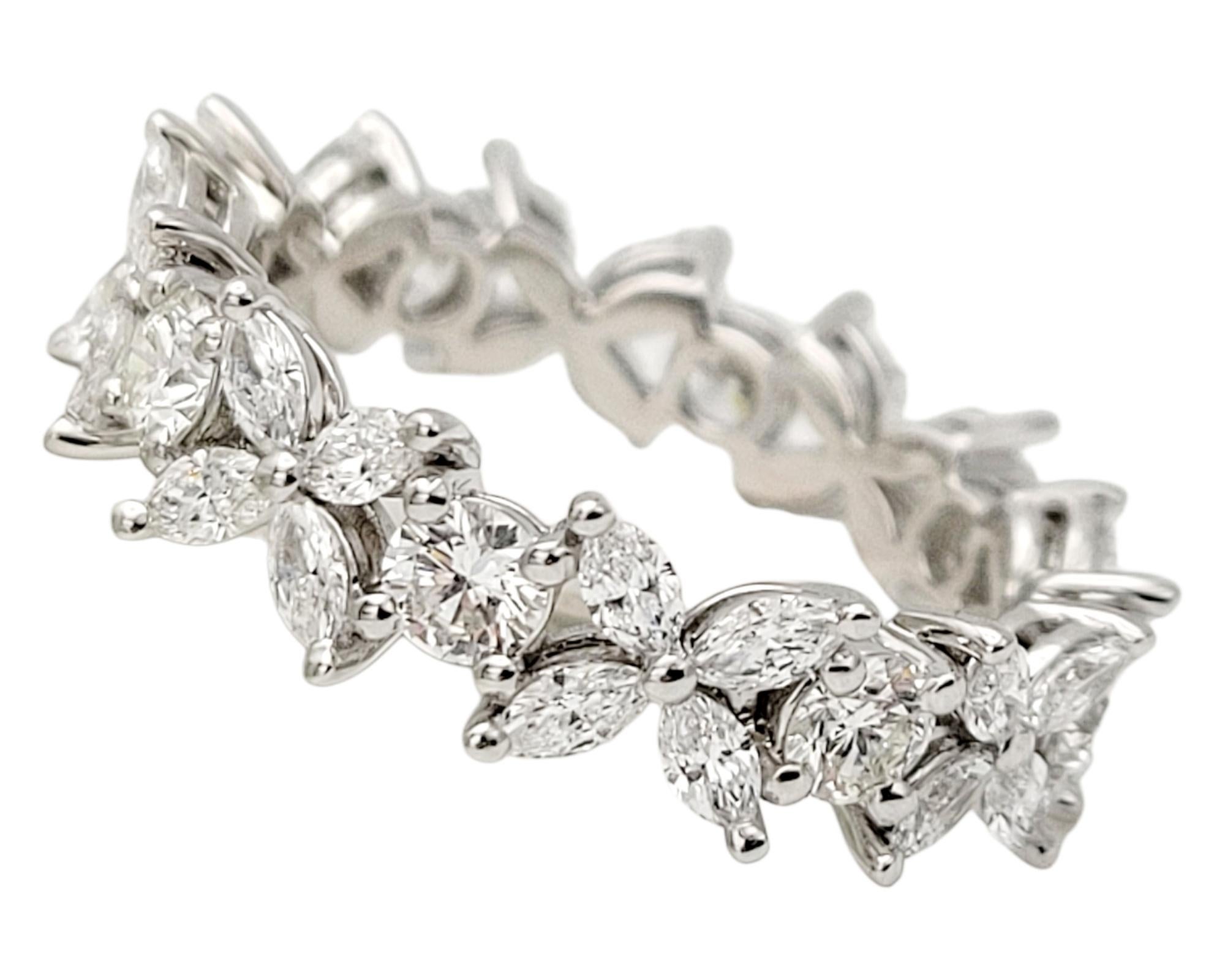 Tiffany & Co. Bague Victoria alternant 2,27 carats de diamants en platine Excellent état - En vente à Scottsdale, AZ