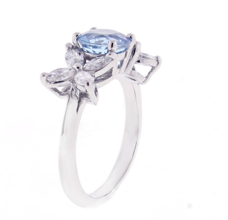 Tiffany and Co. Bague victorienne en aigue-marine et diamant - En vente sur  1stDibs