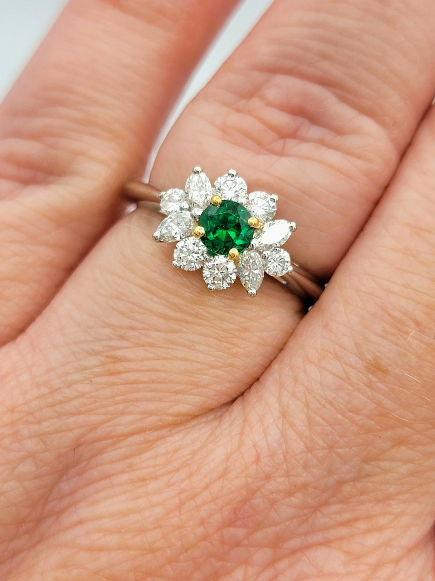 Tiffany & Co. Victoria Collection Emerald and Diamond Ring Platinum and 18K Gold For Sale 3
