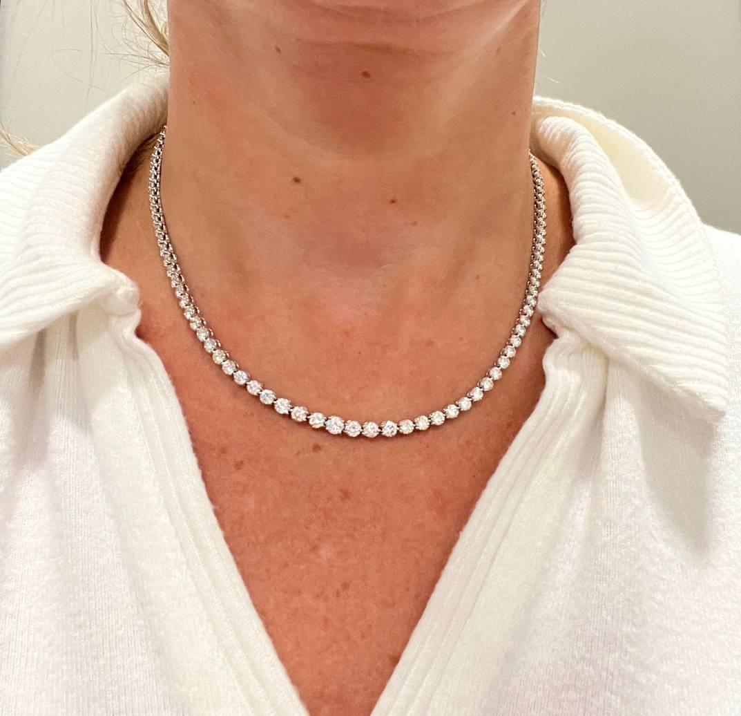 Donna Tiffany & Co. Collana Tennis Line con diamanti naturali graduati Collection'S in vendita