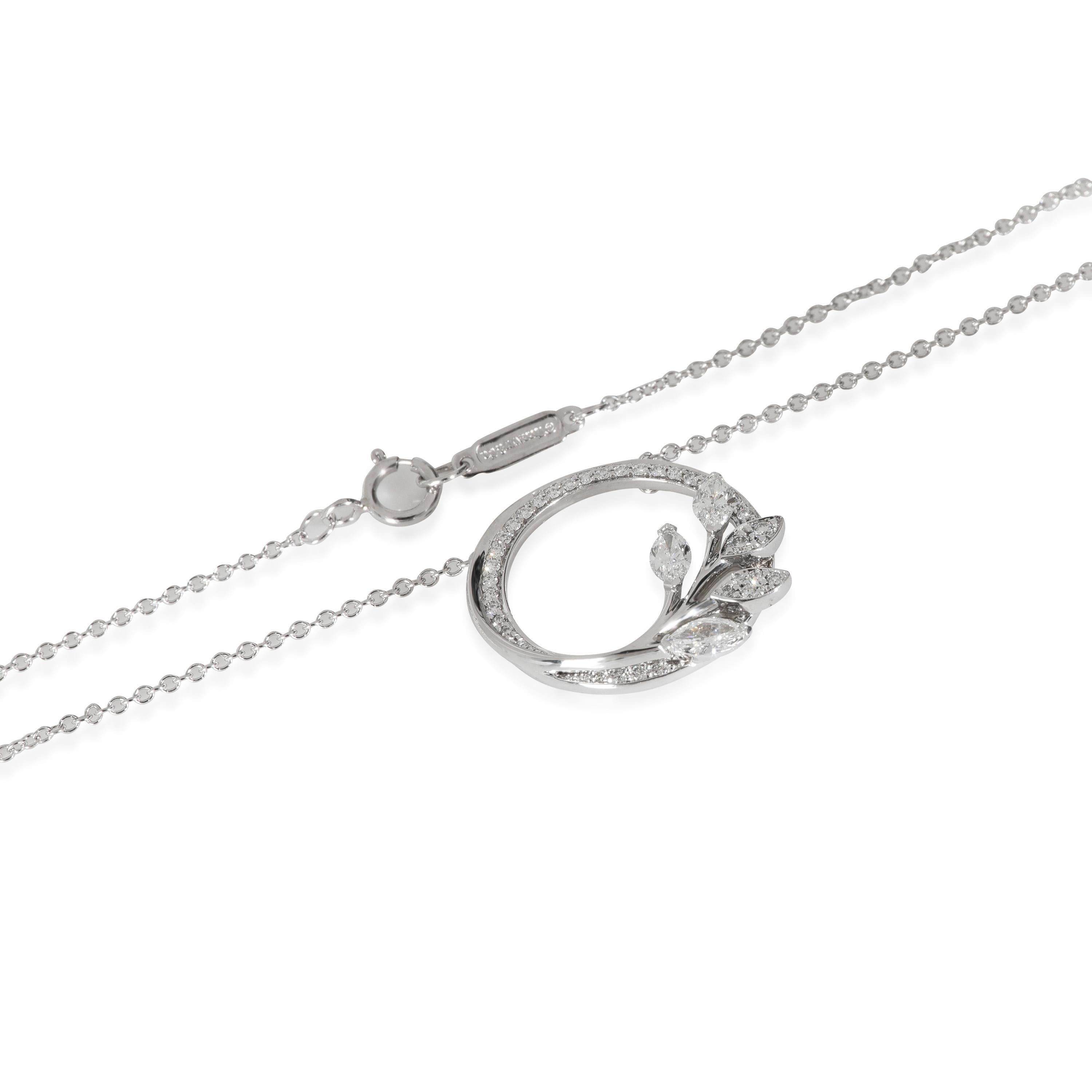 Donna Tiffany & Co. Ciondolo Victoria con diamante in platino 0,39 CTW in vendita