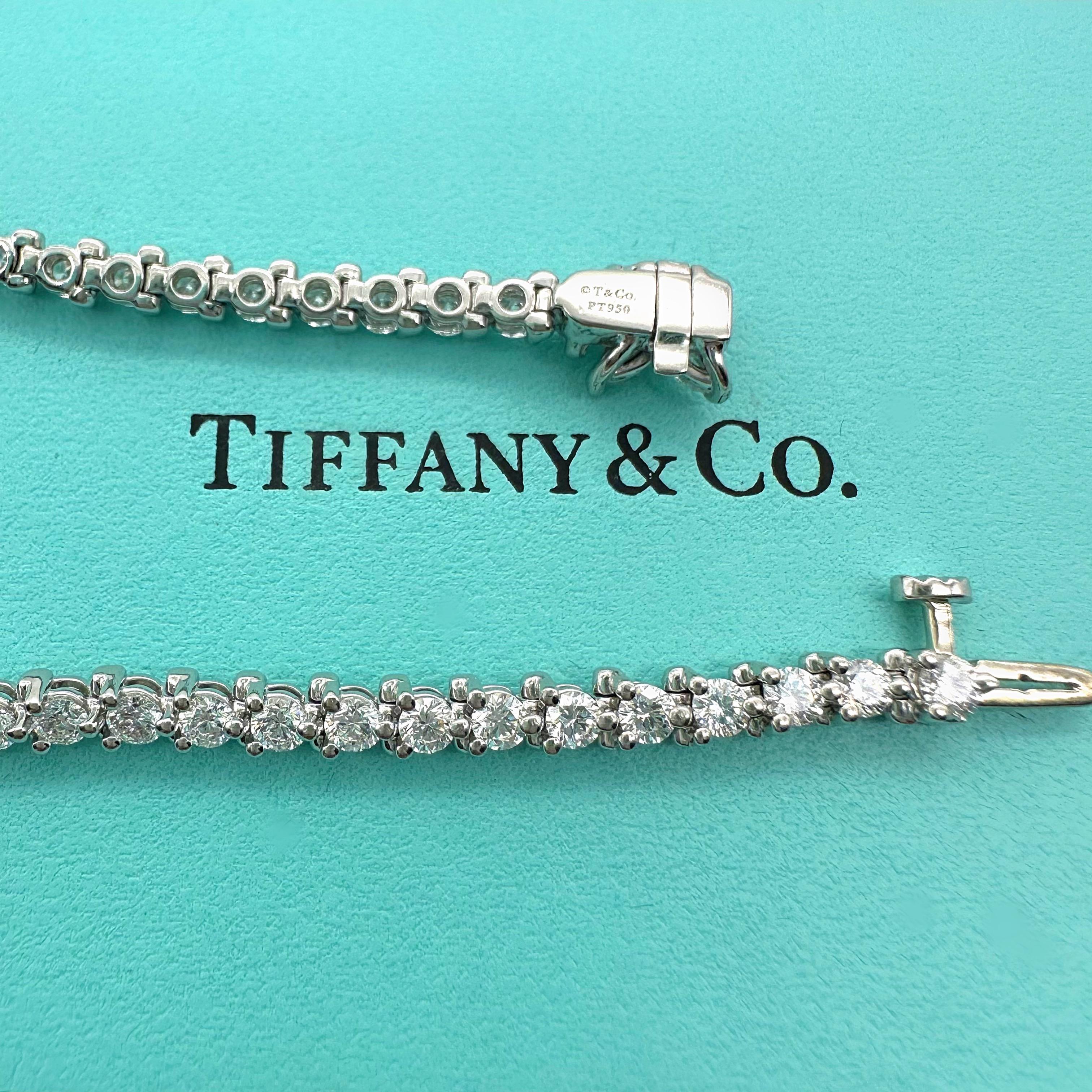 Tiffany & Co. Victoria Bracelet tennis en platine avec diamants de 3,08 carats en vente 8
