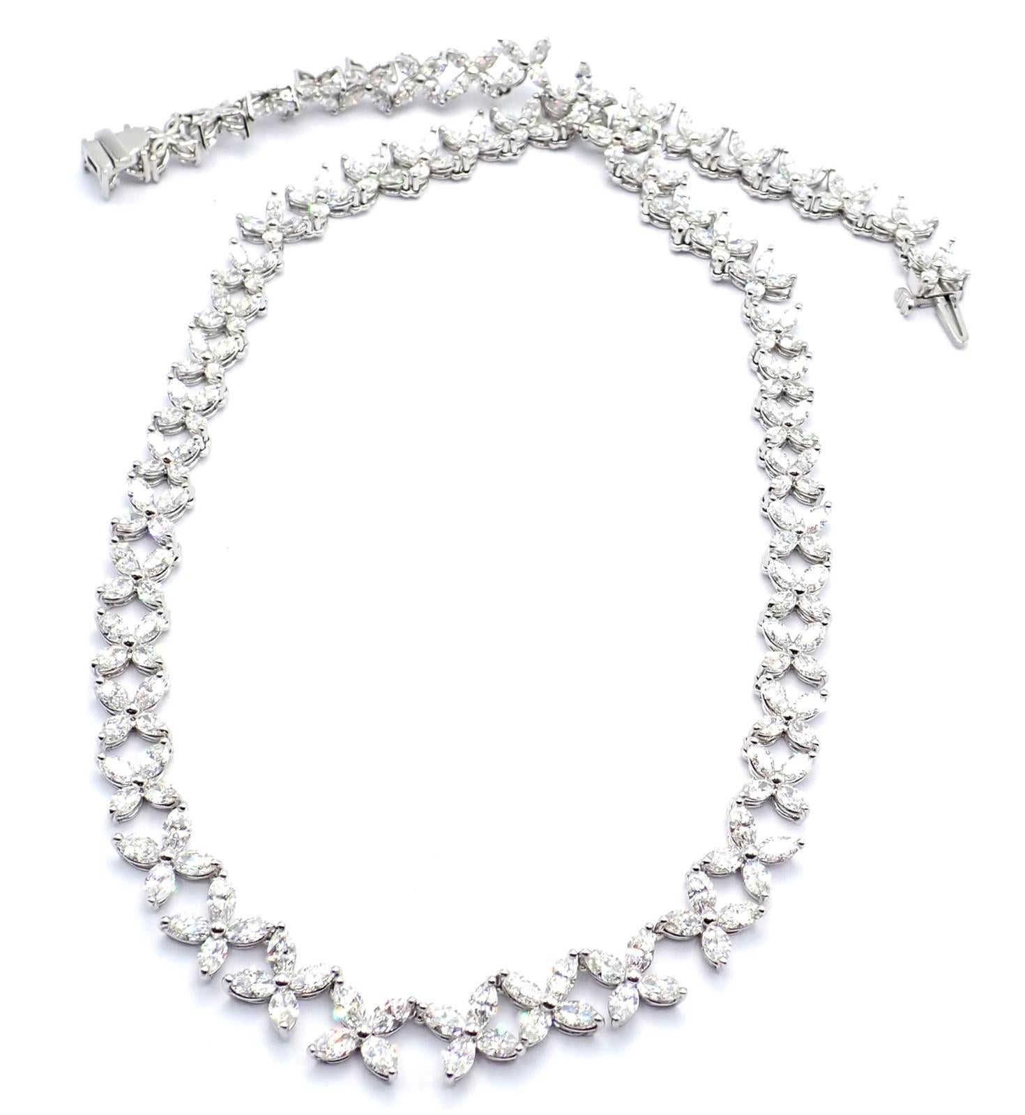 Tiffany & Co. Collana in platino con diamanti a forma di marque graduata Victoria Co. in vendita 3