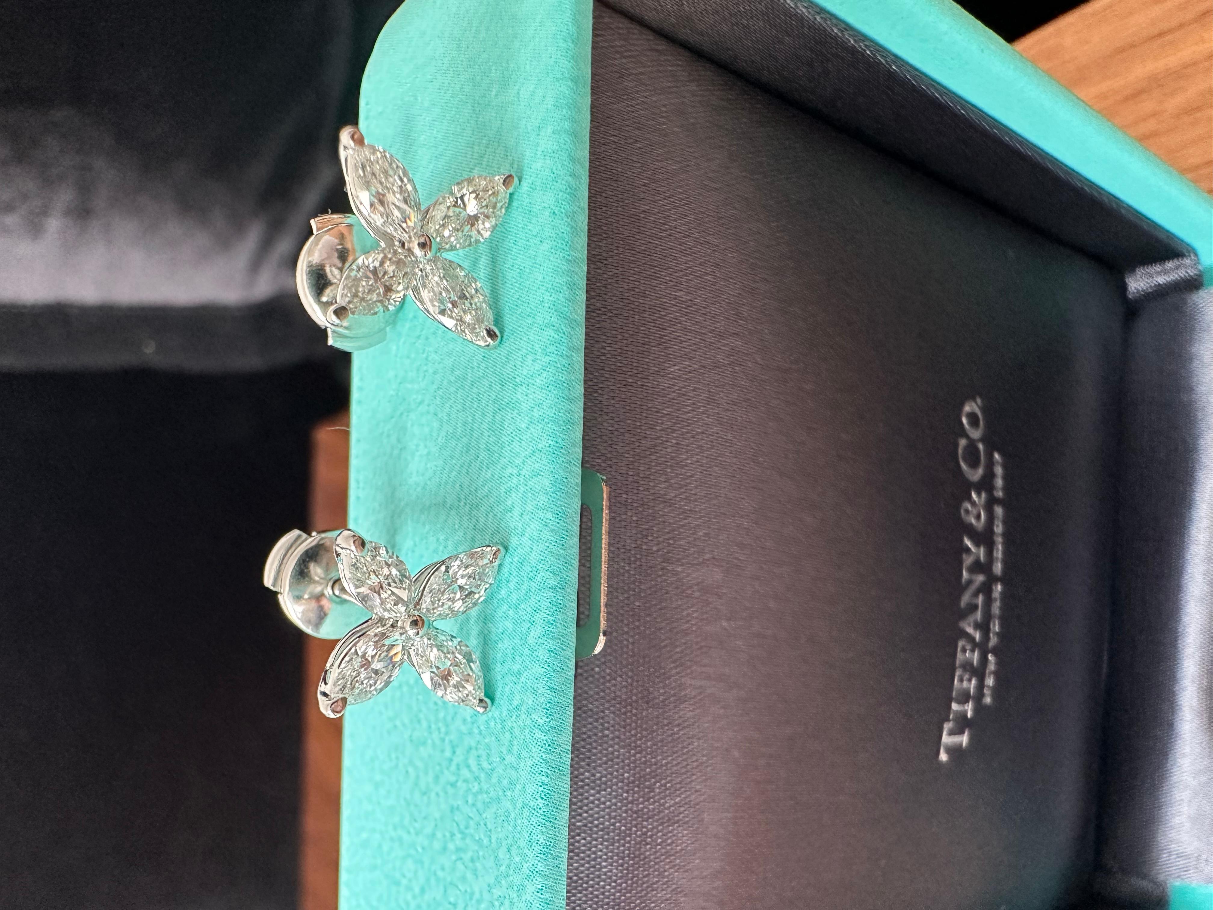 Tiffany & Co. Orecchini grandi Victoria 1,62 ct platino in vendita 5